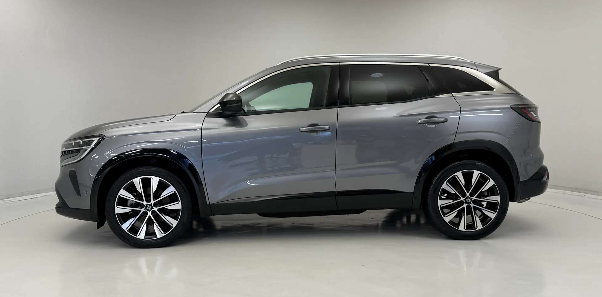 A 2023 RENAULT AUSTRAL E-Tech Full Hybrid Techno 5dr Auto A 2023 RENAULT AUSTRAL E-Tech Full Hybrid Techno 5dr Auto