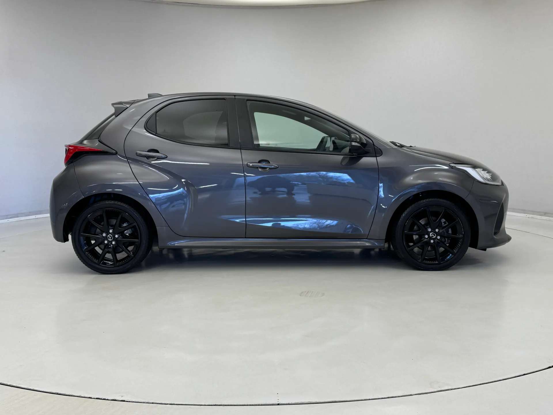 2024 MAZDA 2 HYBRID 2024 MAZDA 2 HYBRID