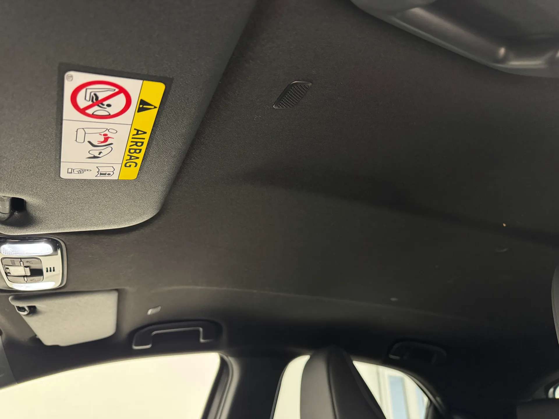 2024 MAZDA 2 HYBRID 2024 MAZDA 2 HYBRID