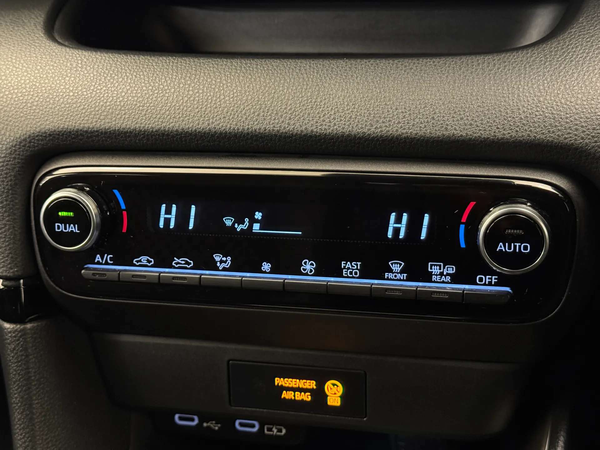 2024 MAZDA 2 HYBRID 2024 MAZDA 2 HYBRID