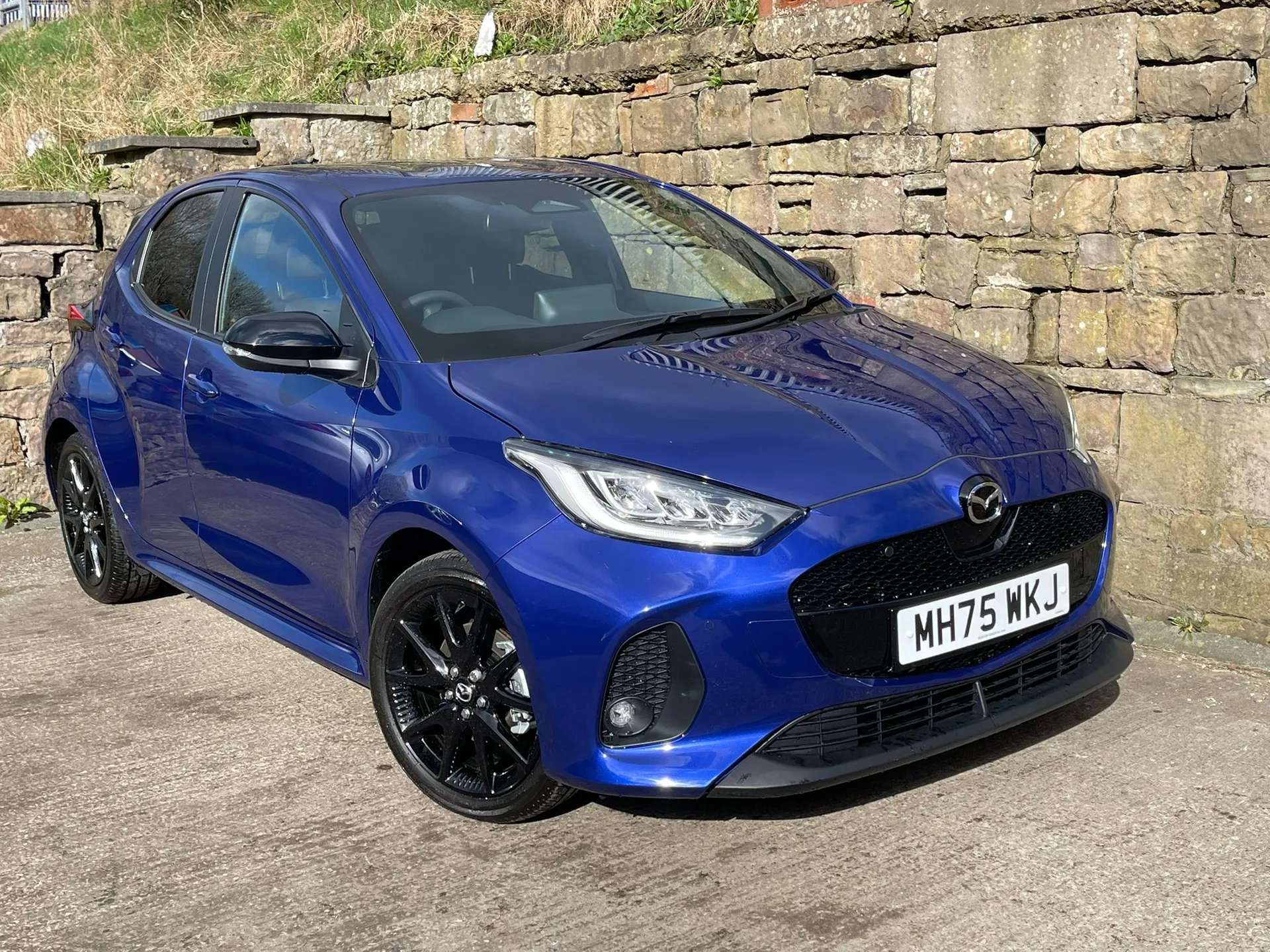 2026 MAZDA 2 HYBRID 2026 MAZDA 2 HYBRID