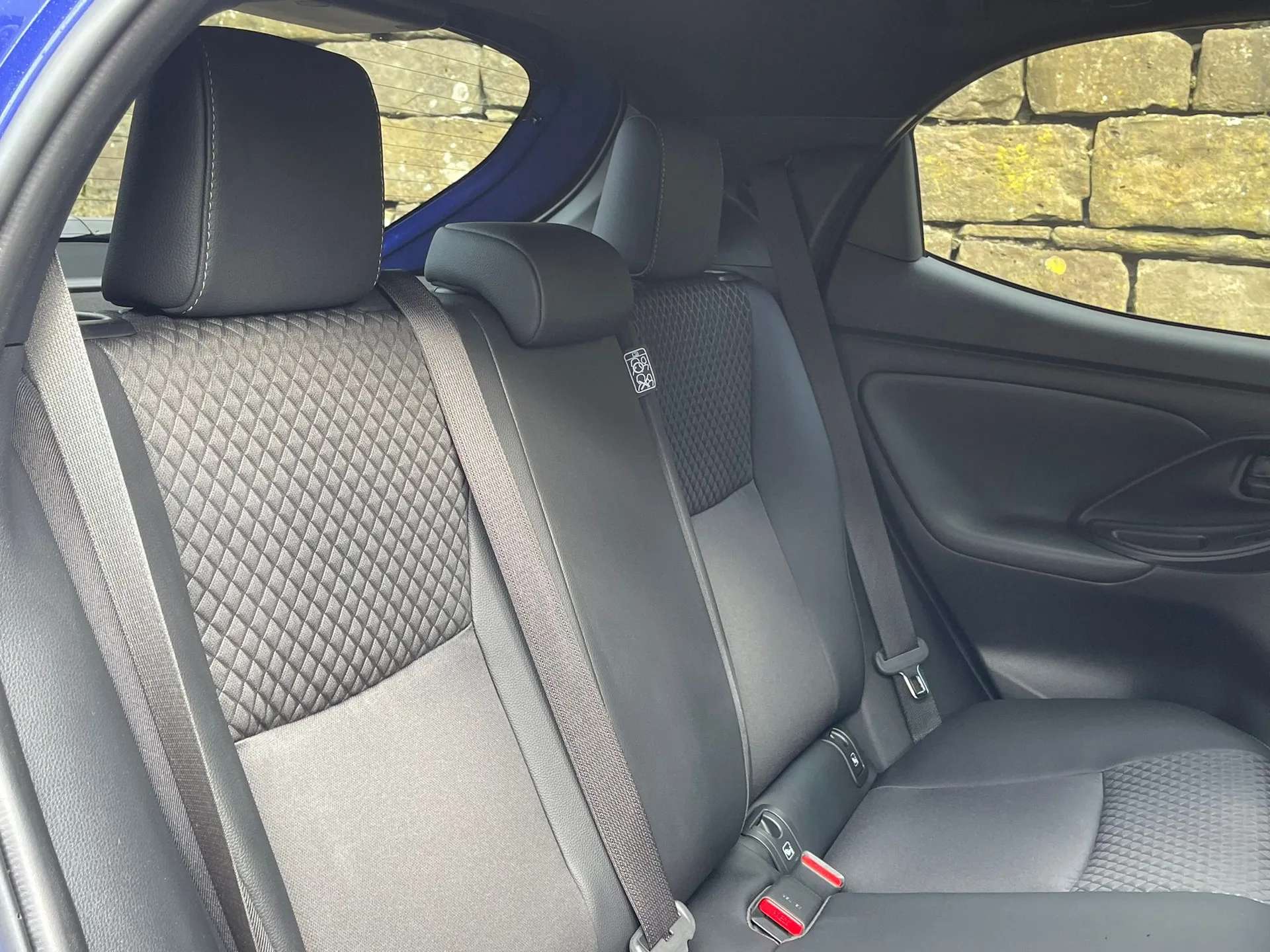 2026 MAZDA 2 HYBRID 2026 MAZDA 2 HYBRID