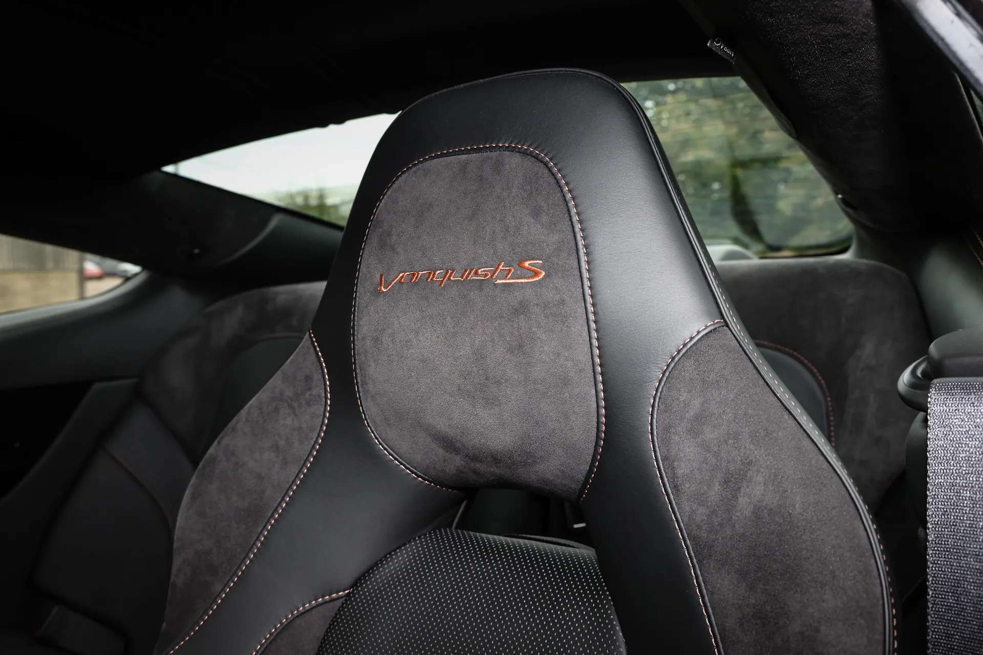 2017 ASTON MARTIN VANQUISH 2017 ASTON MARTIN VANQUISH