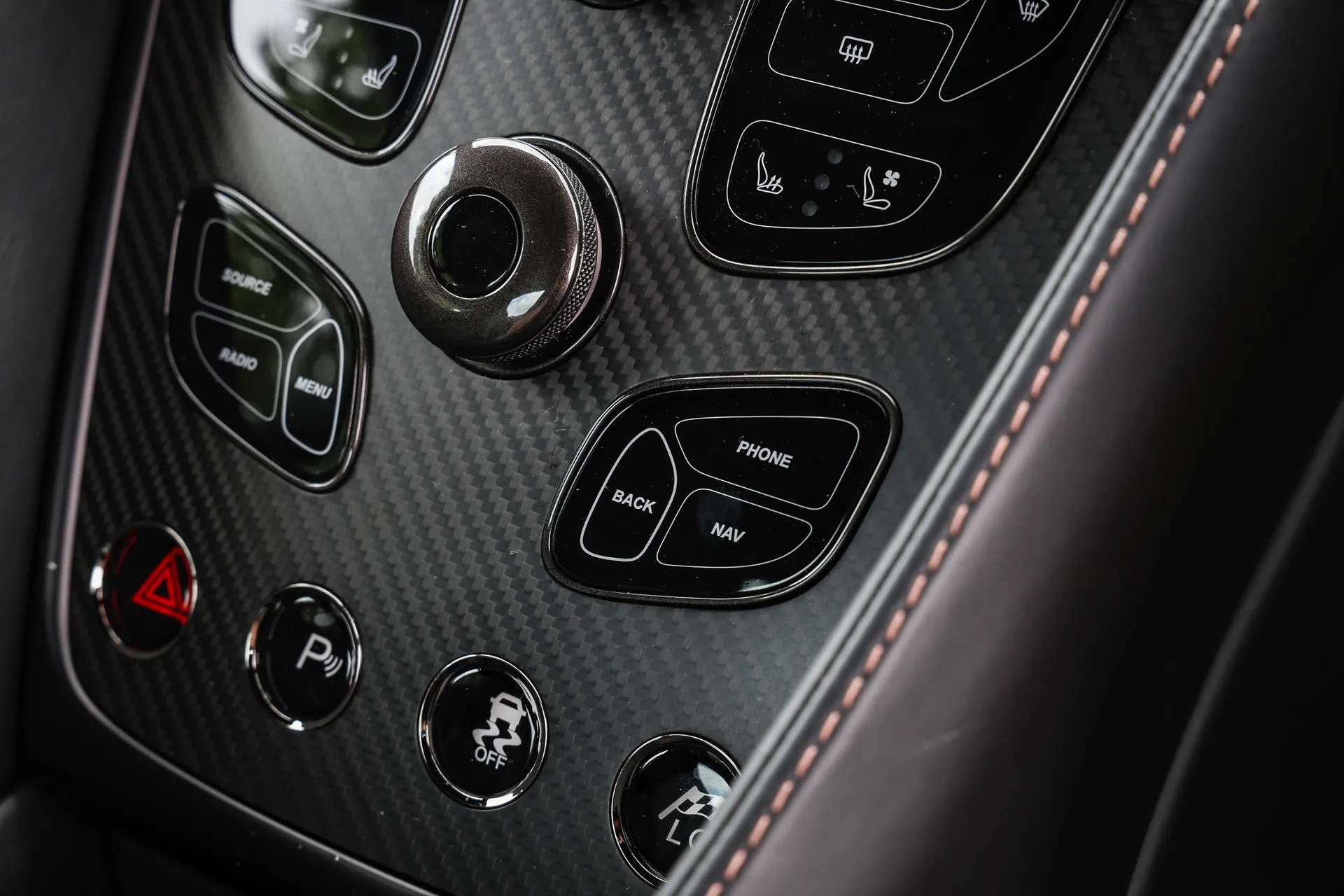 2017 ASTON MARTIN VANQUISH 2017 ASTON MARTIN VANQUISH