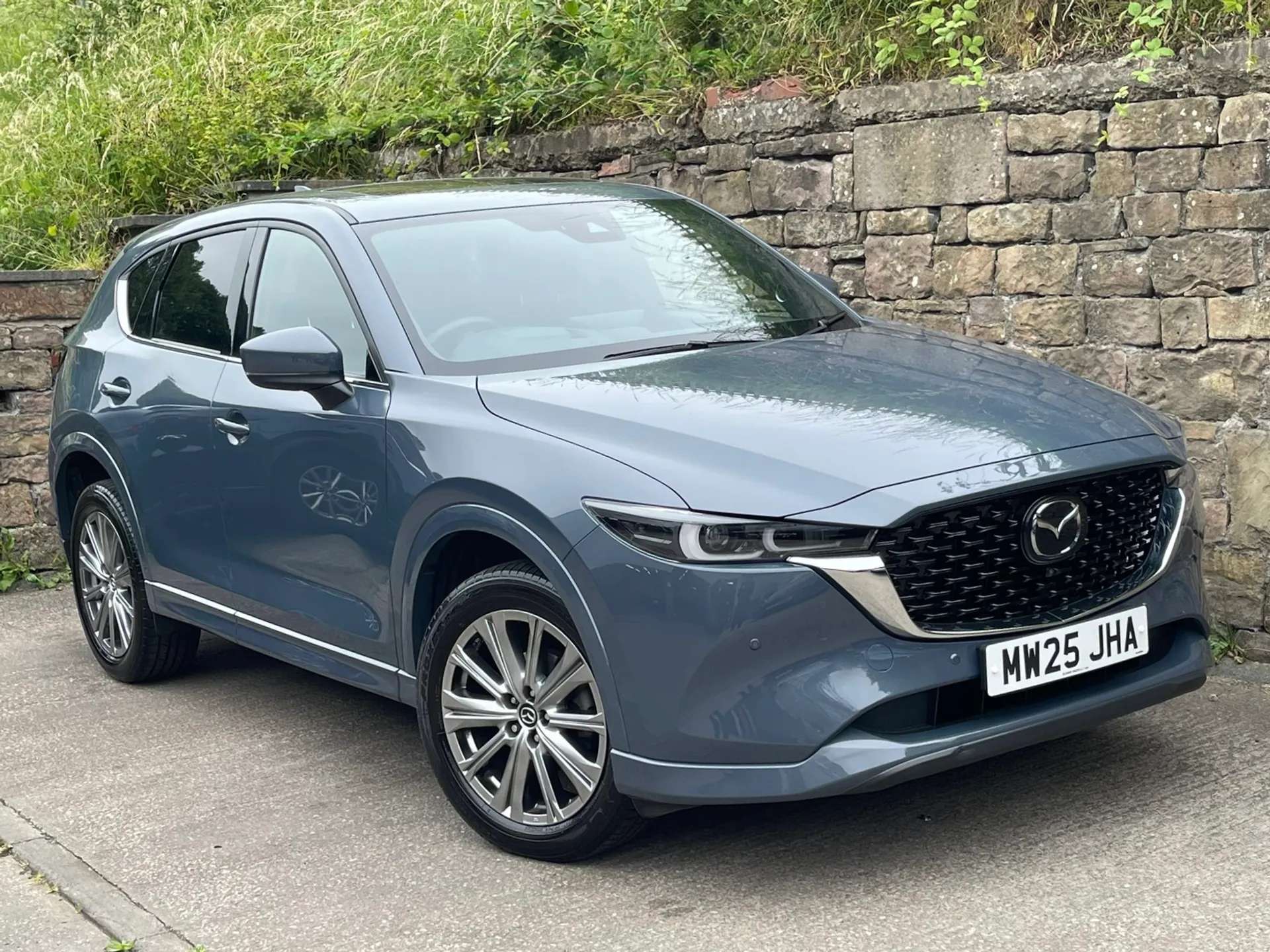 A 2025 MAZDA CX-5 2.5 e-Skyactiv G MHEV Takumi 5dr Auto AWD âPANORAMIC SUNROOFâ360 CAMERAâ A 2025 MAZDA CX-5 2.5 e-Skyactiv G MHEV Takumi 5dr Auto AWD âPANORAMIC SUNROOFâ360 CAMERAâ