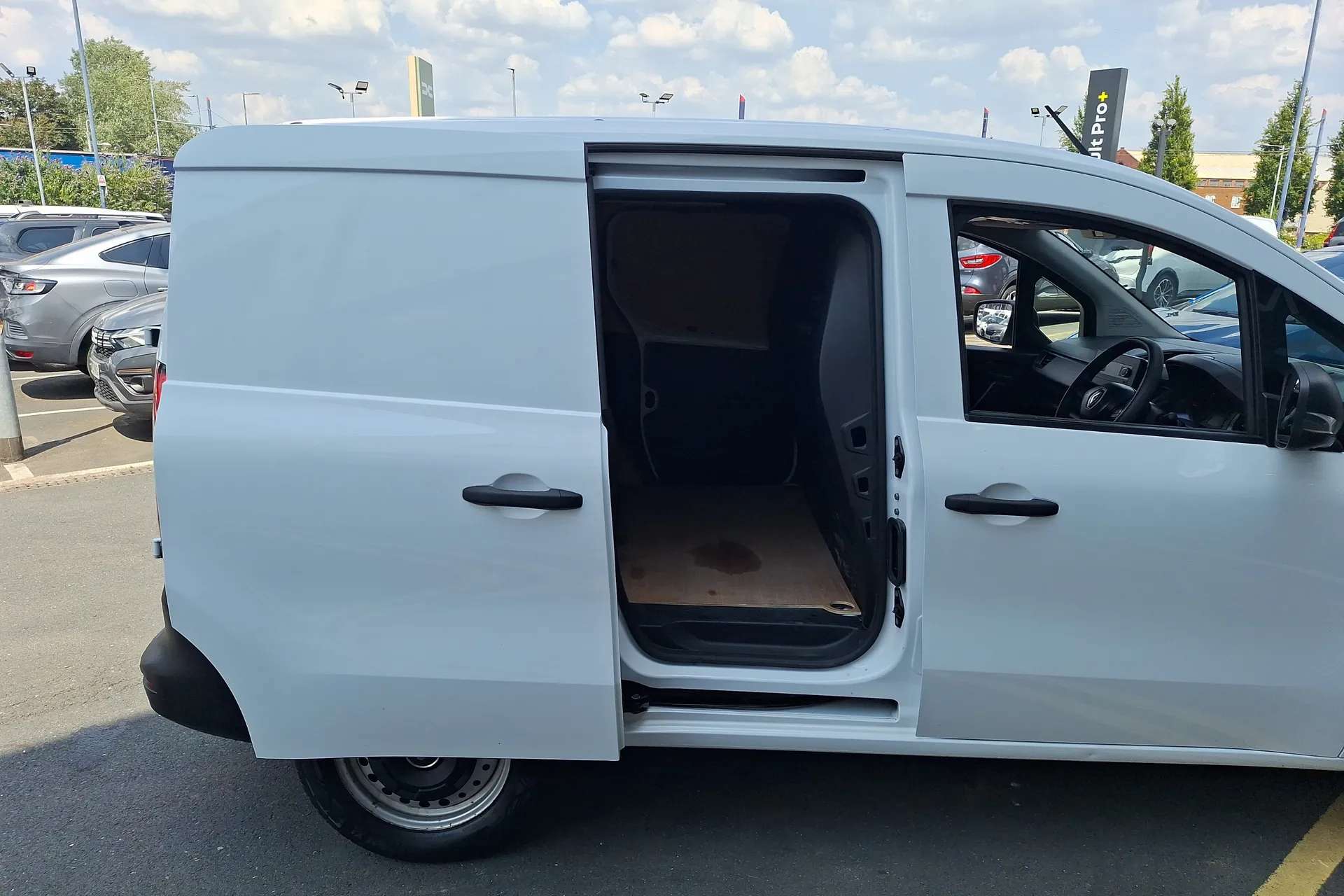 2023 RENAULT KANGOO 2023 RENAULT KANGOO