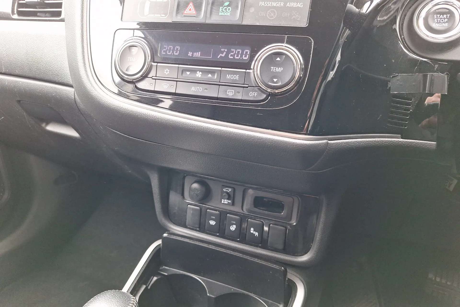 2018 MITSUBISHI OUTLANDER 2018 MITSUBISHI OUTLANDER