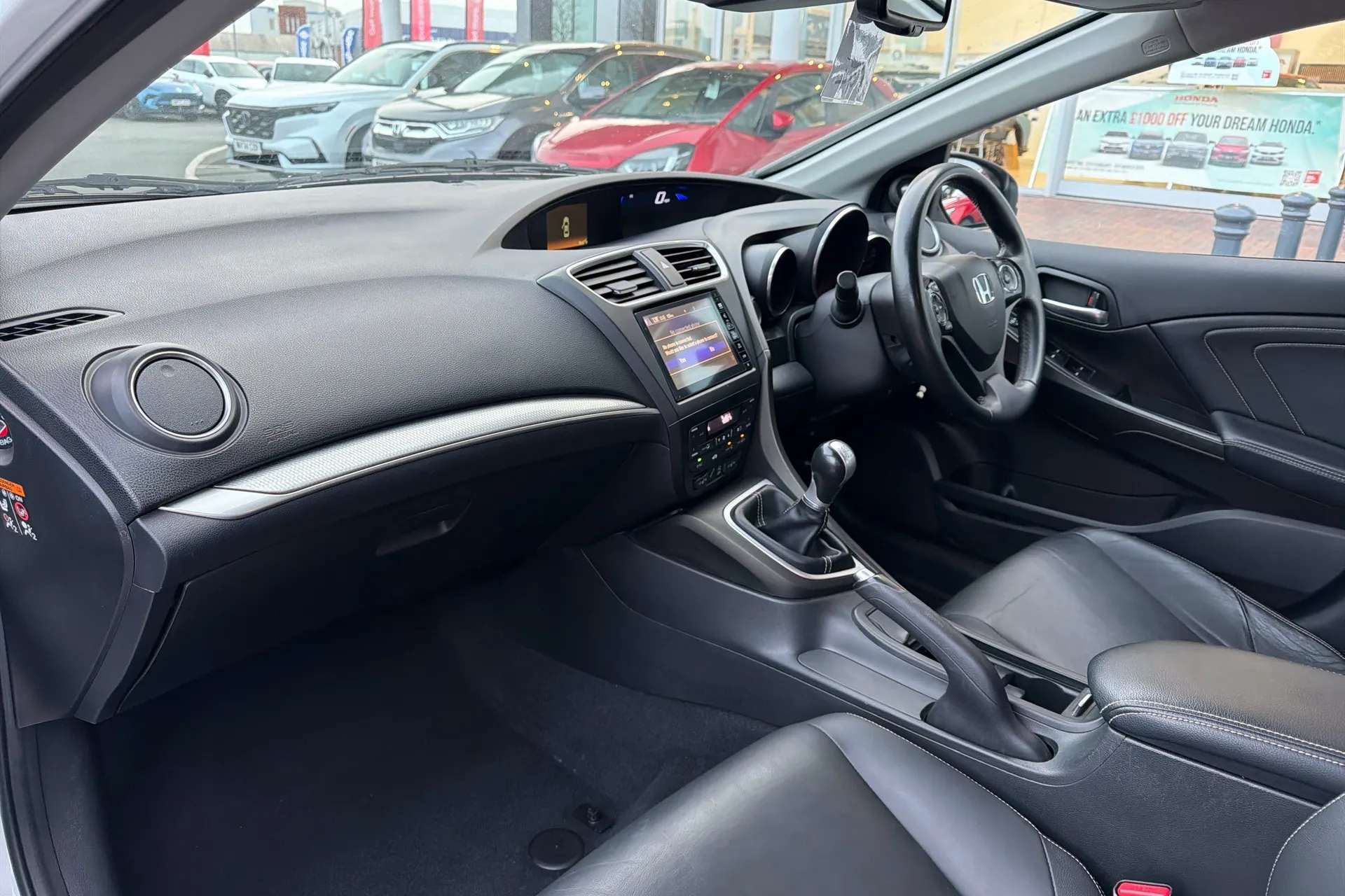 A 2015 HONDA CIVIC 1.6 i-DTEC SR 5dr A 2015 HONDA CIVIC 1.6 i-DTEC SR 5dr