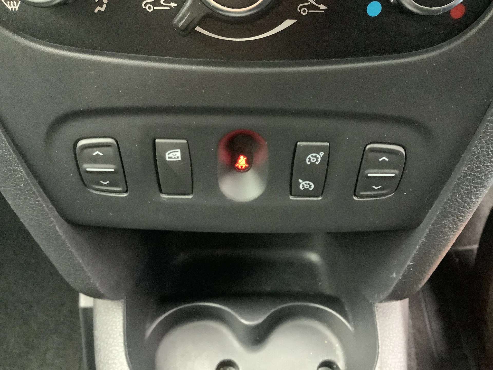 2017 DACIA SANDERO STEPWAY 2017 DACIA SANDERO STEPWAY