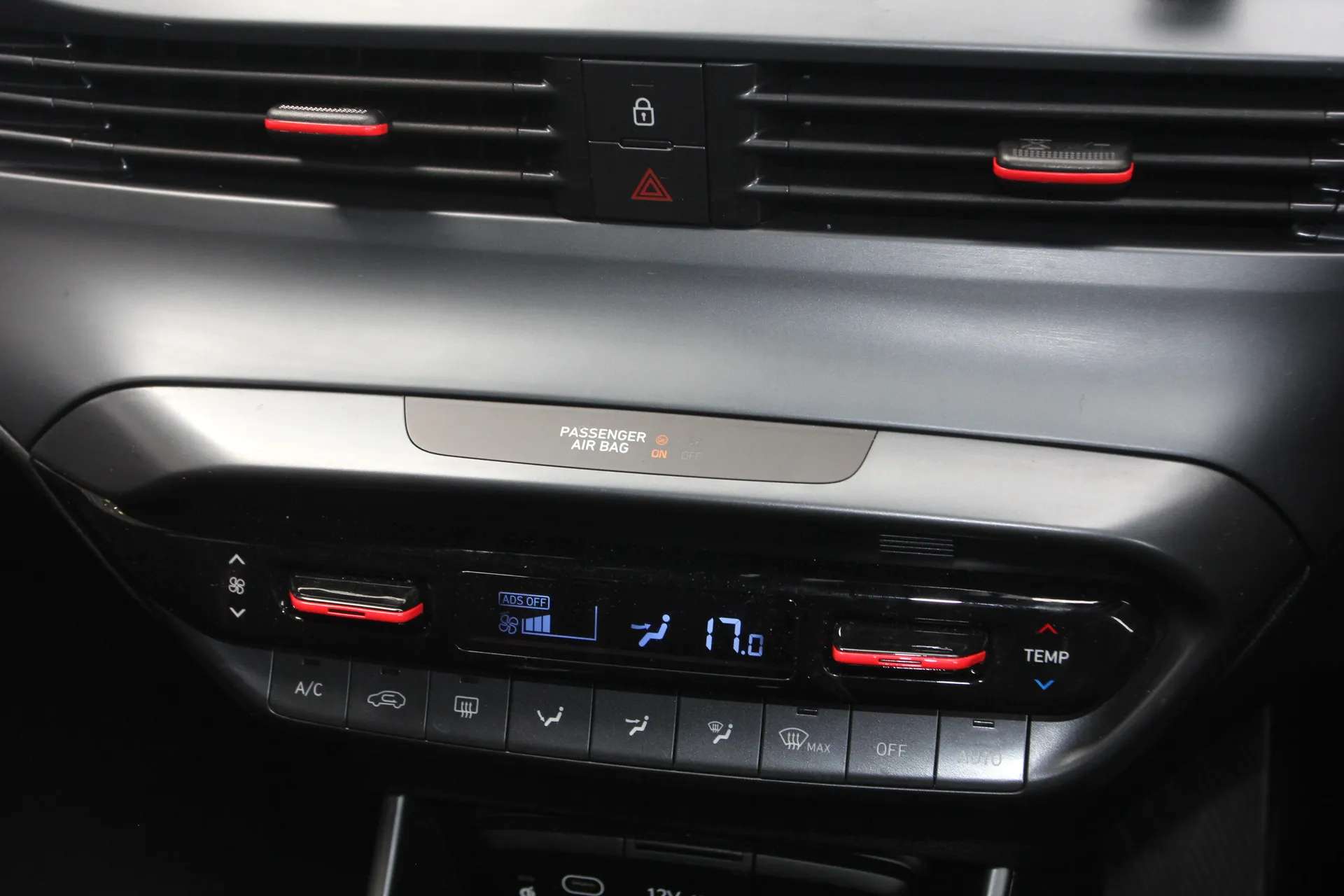 2025 HYUNDAI I20 2025 HYUNDAI I20