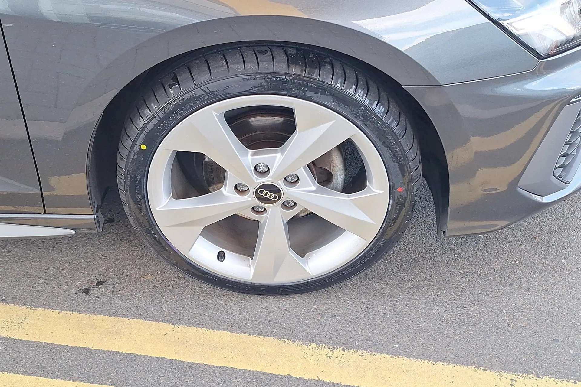 A 2023 AUDI A3 35 TFSI S Line 5dr A 2023 AUDI A3 35 TFSI S Line 5dr