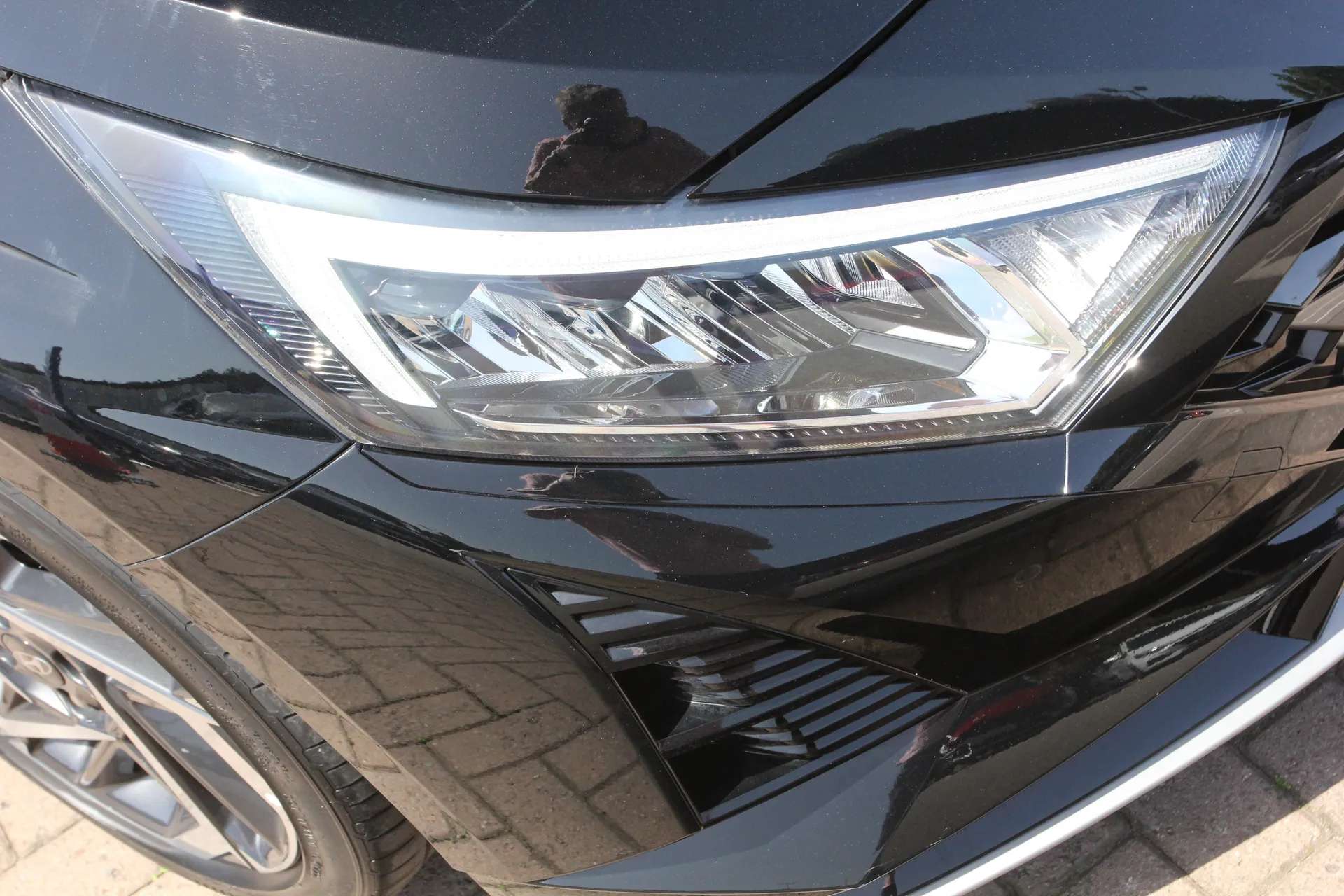 A 2024 HYUNDAI I20 1.0T GDi Ultimate 5dr A 2024 HYUNDAI I20 1.0T GDi Ultimate 5dr