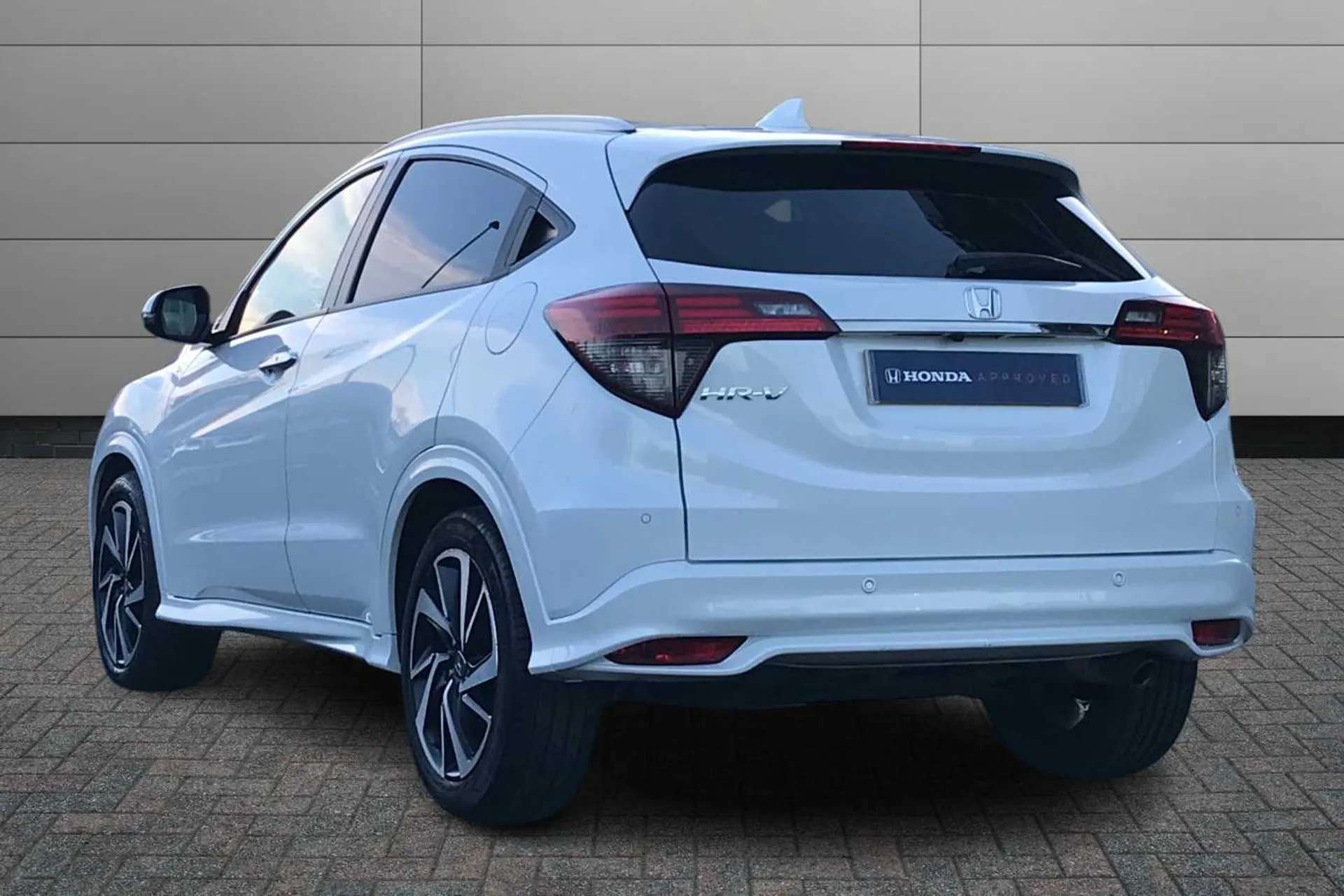A 2020 HONDA HR-V 1.5 i-VTEC EX 5dr A 2020 HONDA HR-V 1.5 i-VTEC EX 5dr