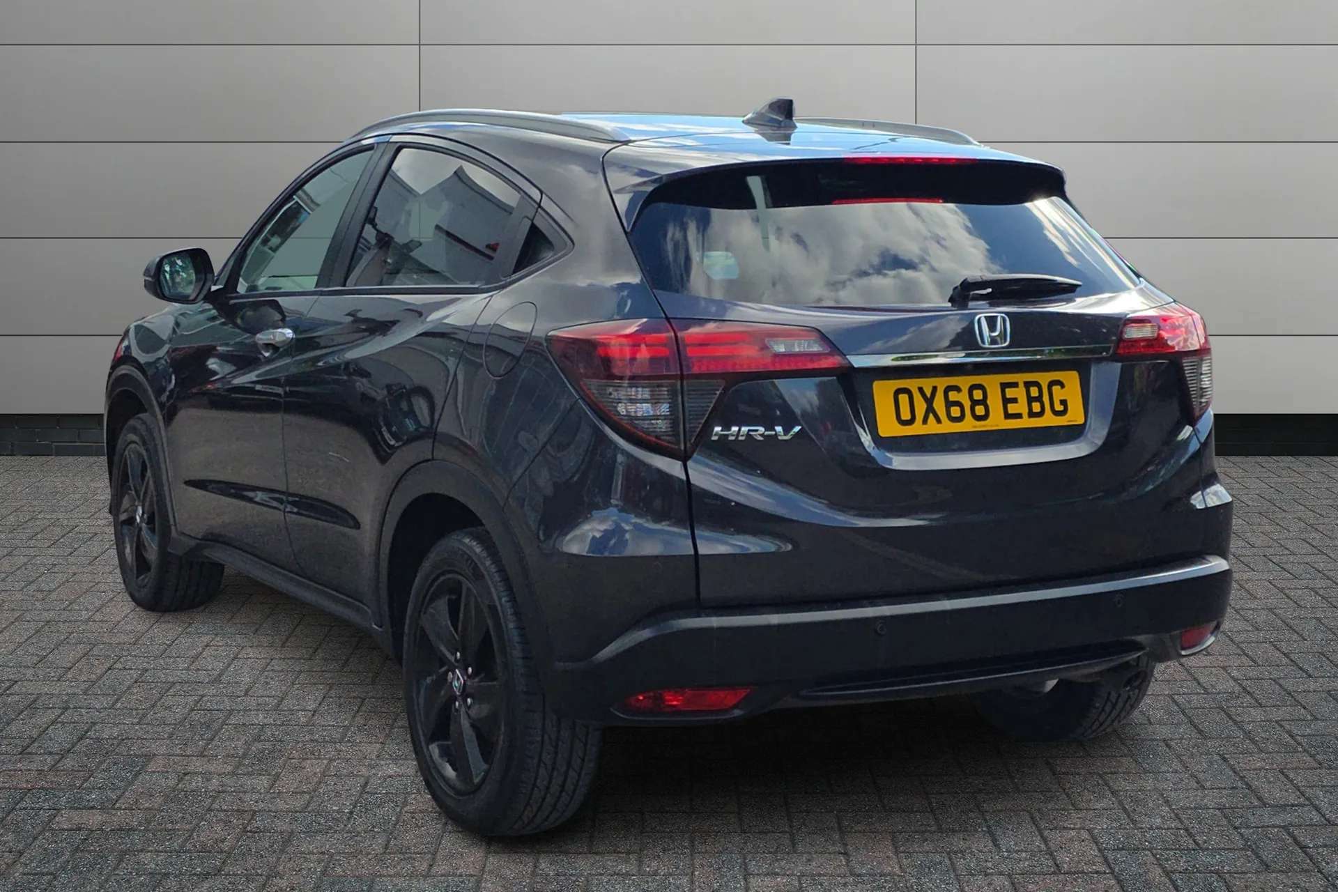 A 2019 HONDA HR-V 1.5 i-VTEC EX 5dr A 2019 HONDA HR-V 1.5 i-VTEC EX 5dr