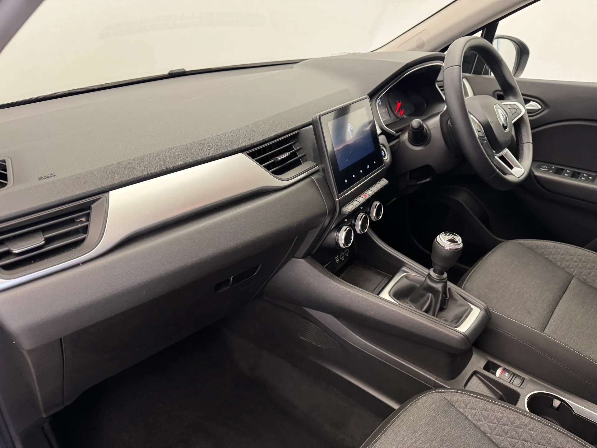 2022 RENAULT CAPTUR 2022 RENAULT CAPTUR