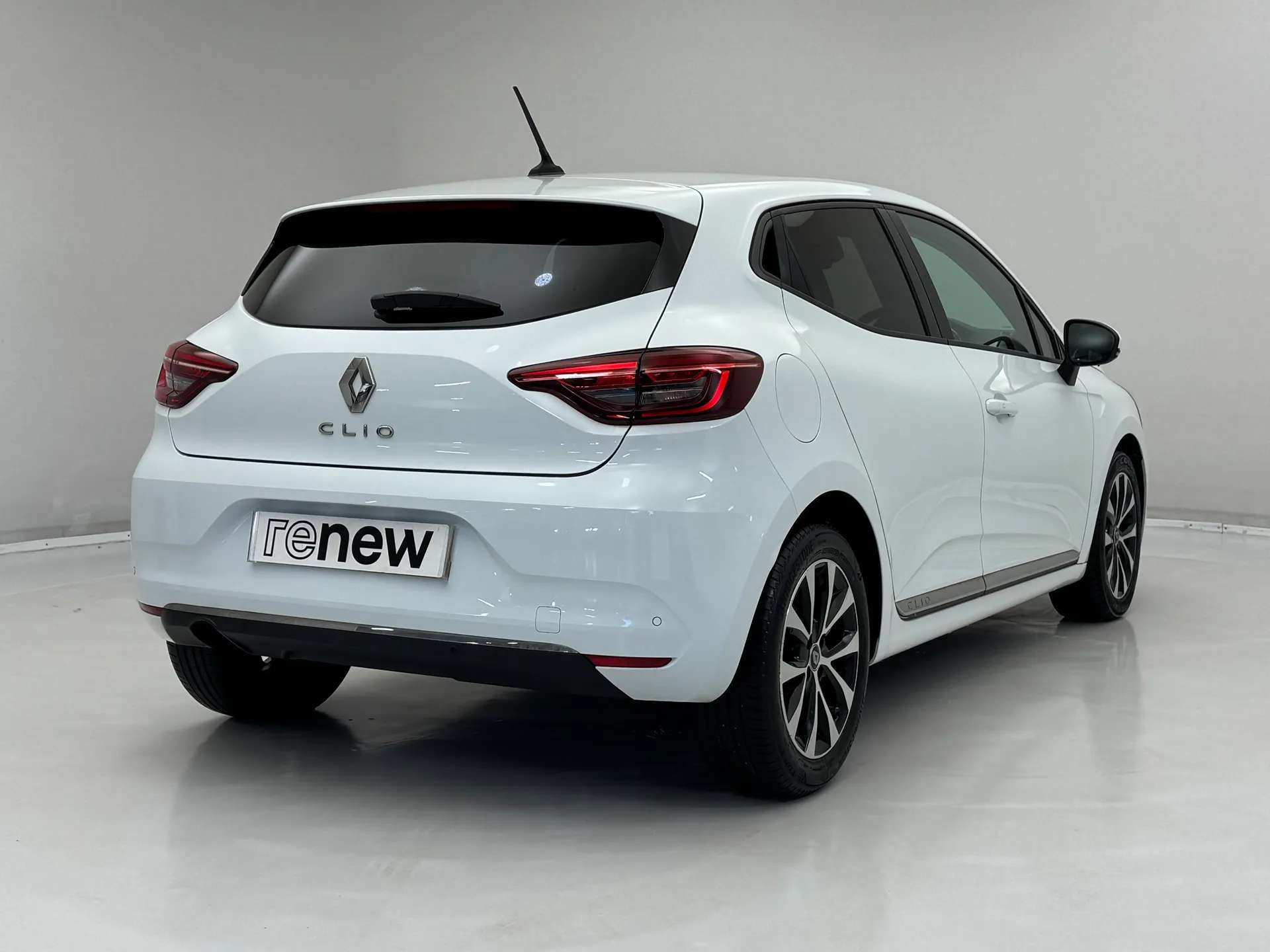 2022 RENAULT CLIO 2022 RENAULT CLIO