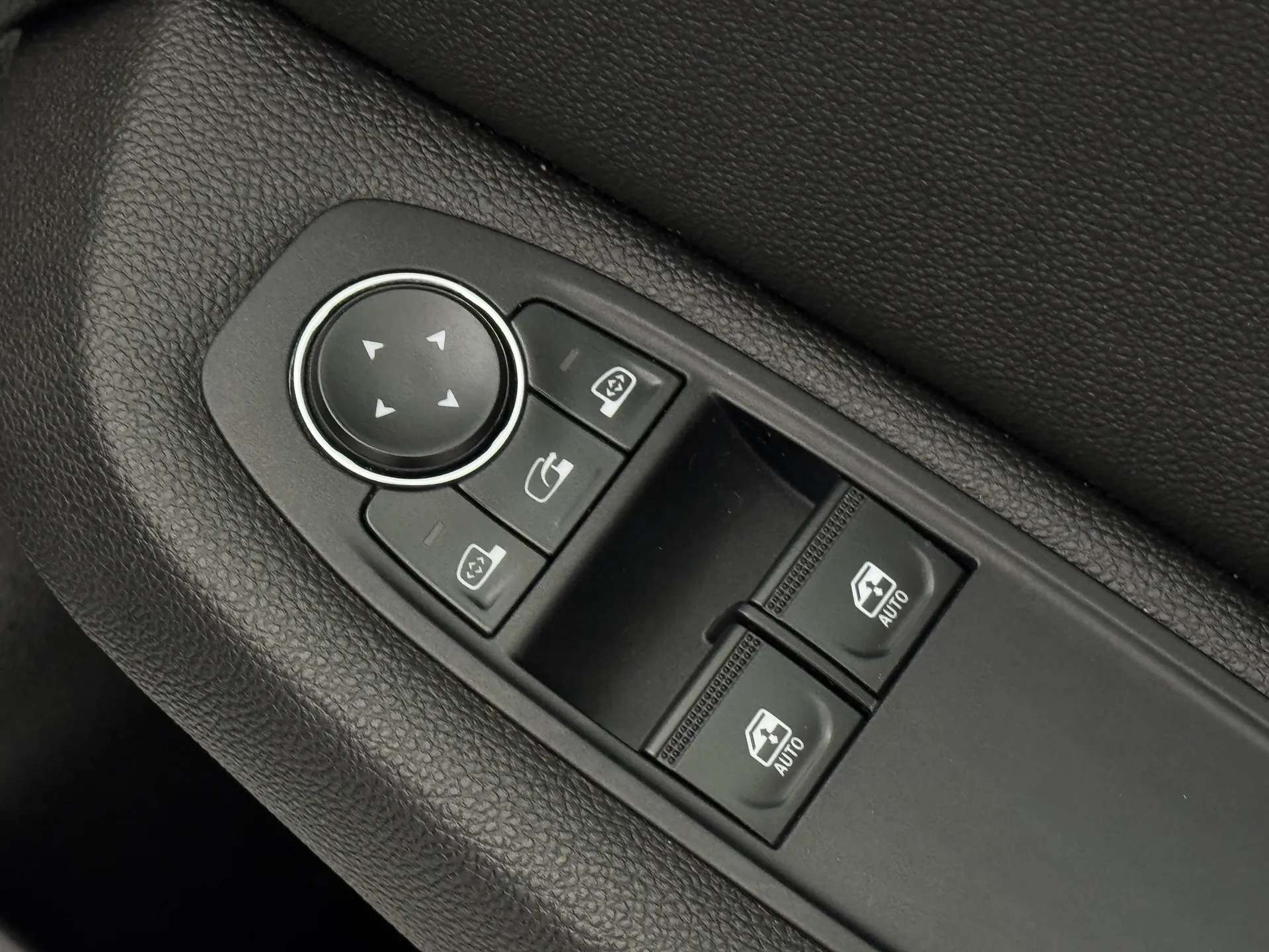 2022 RENAULT CLIO 2022 RENAULT CLIO