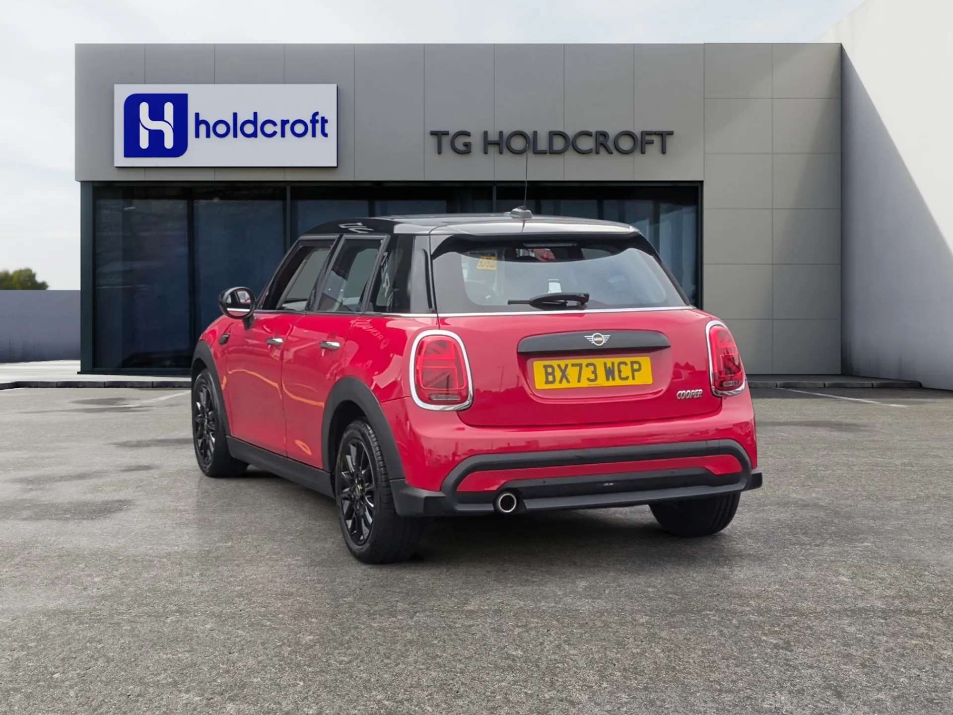 A 2023 MINI HATCH 1.5 Cooper Classic Premium 5dr A 2023 MINI HATCH 1.5 Cooper Classic Premium 5dr