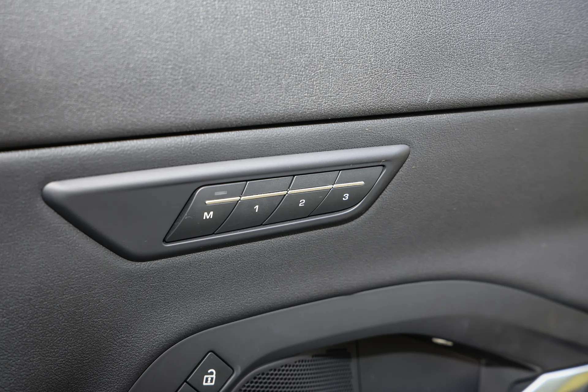 2021 JAGUAR E-PACE 2021 JAGUAR E-PACE