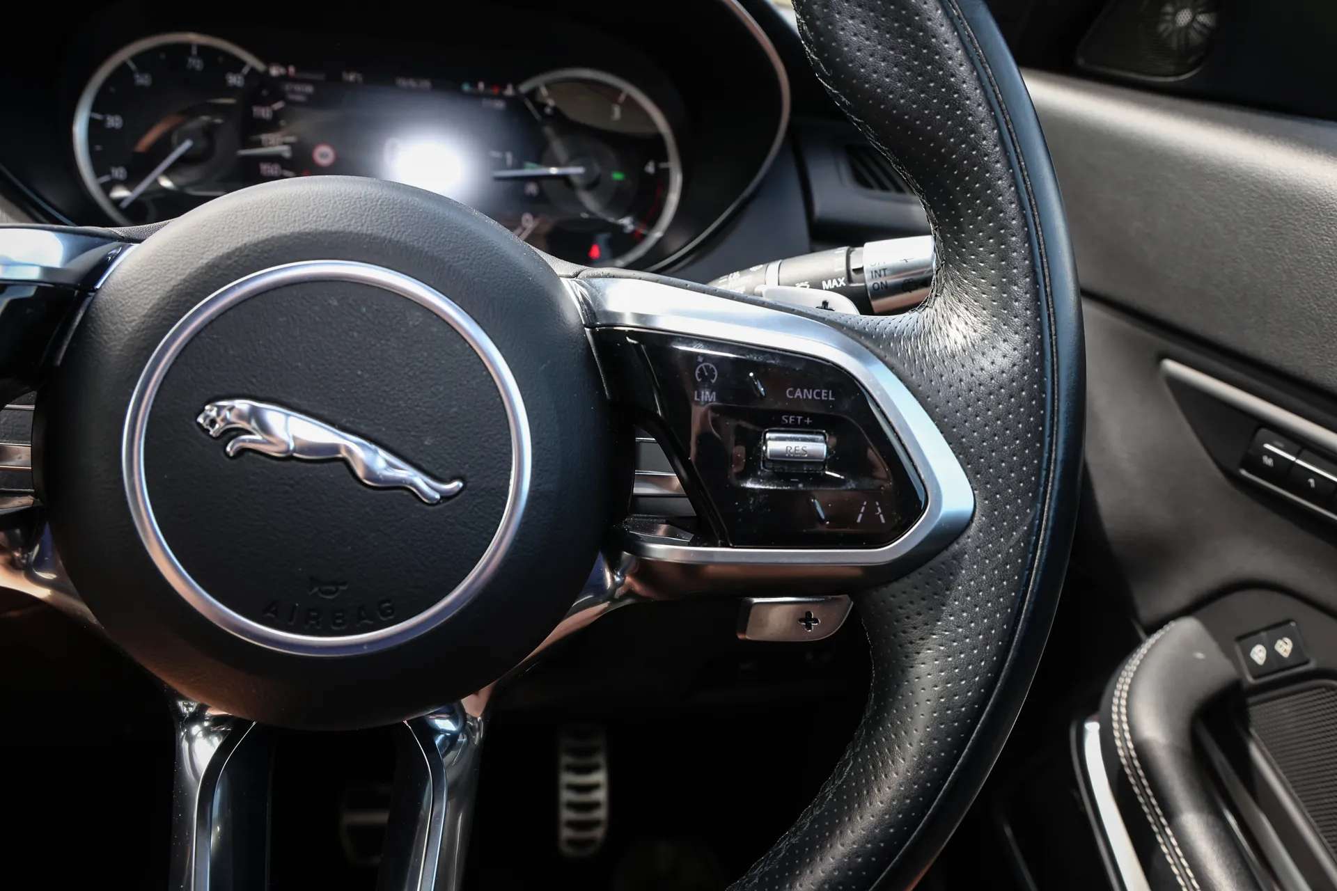 2021 JAGUAR E-PACE 2021 JAGUAR E-PACE