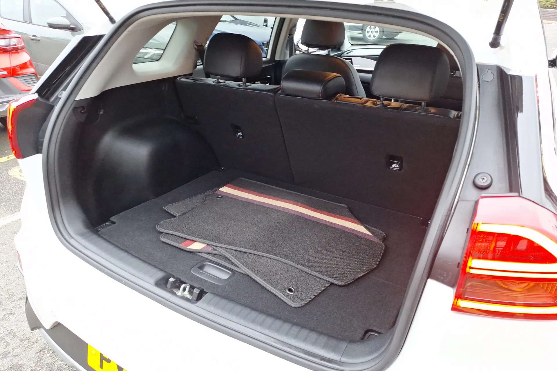 2021 KIA NIRO 2021 KIA NIRO