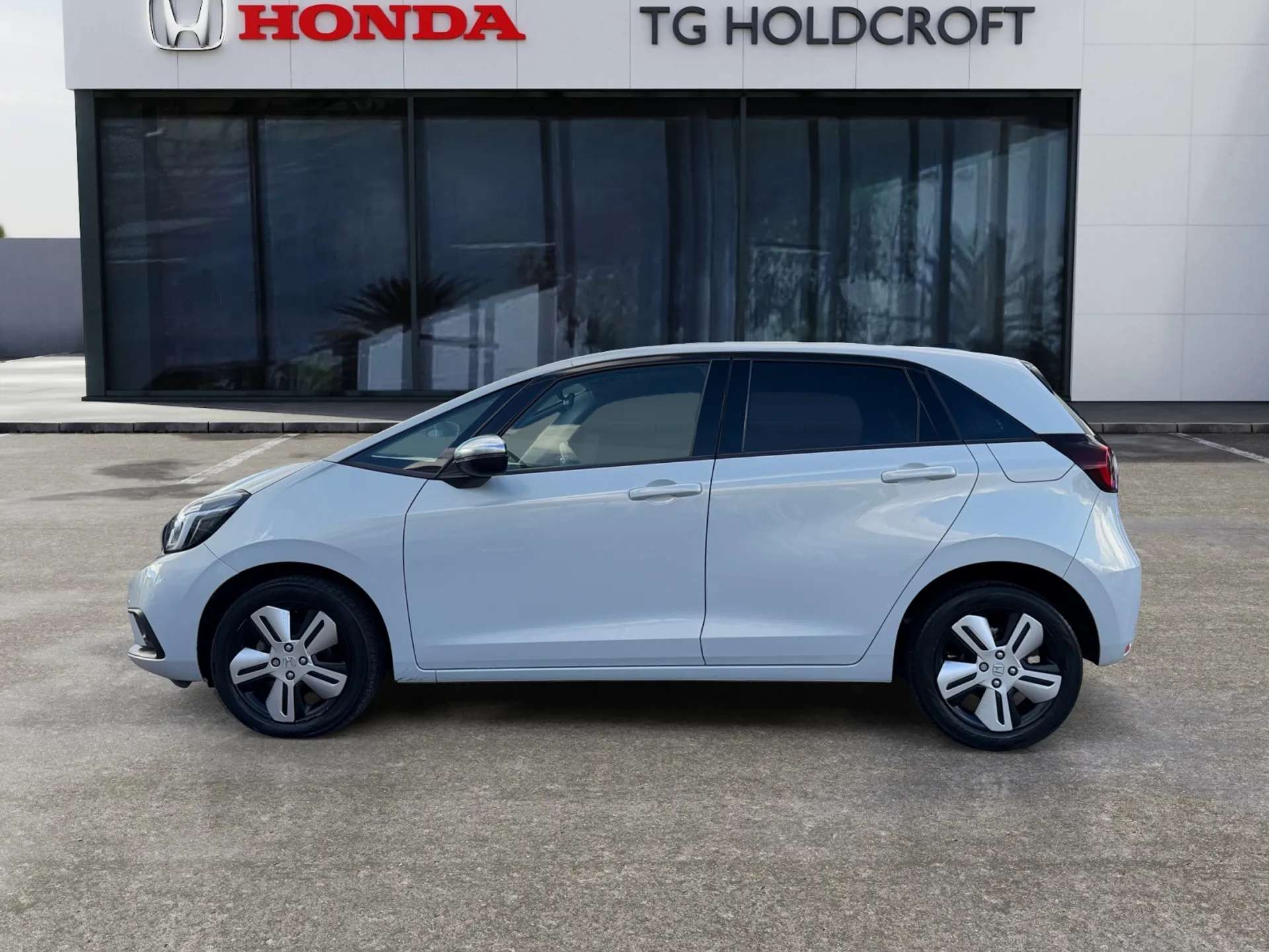 A 2022 HONDA JAZZ 1.5 i-MMD Hybrid EX 5dr eCVT A 2022 HONDA JAZZ 1.5 i-MMD Hybrid EX 5dr eCVT