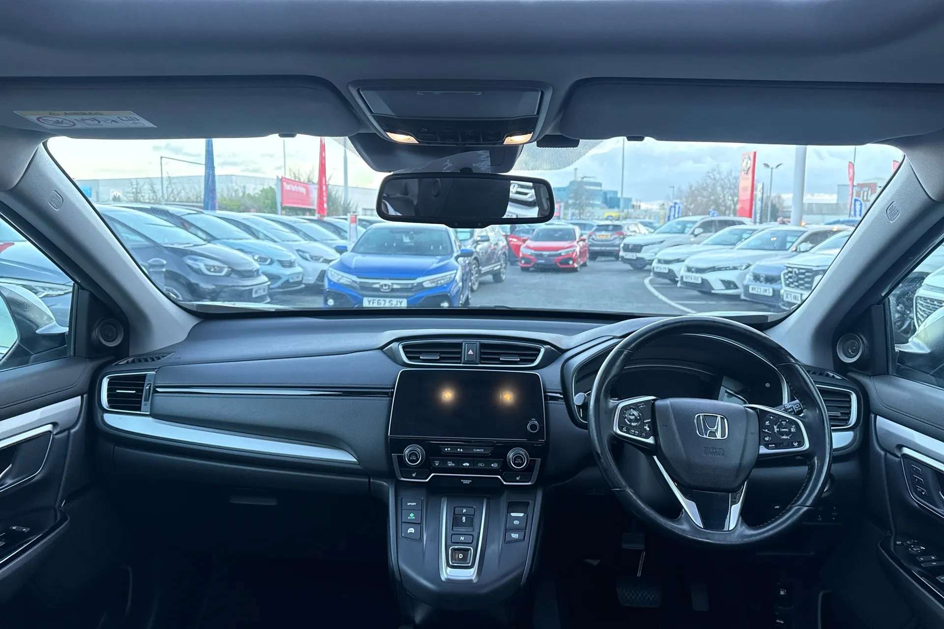 A 2020 HONDA CR-V 2.0 i-MMD Hybrid EX 5dr eCVT A 2020 HONDA CR-V 2.0 i-MMD Hybrid EX 5dr eCVT