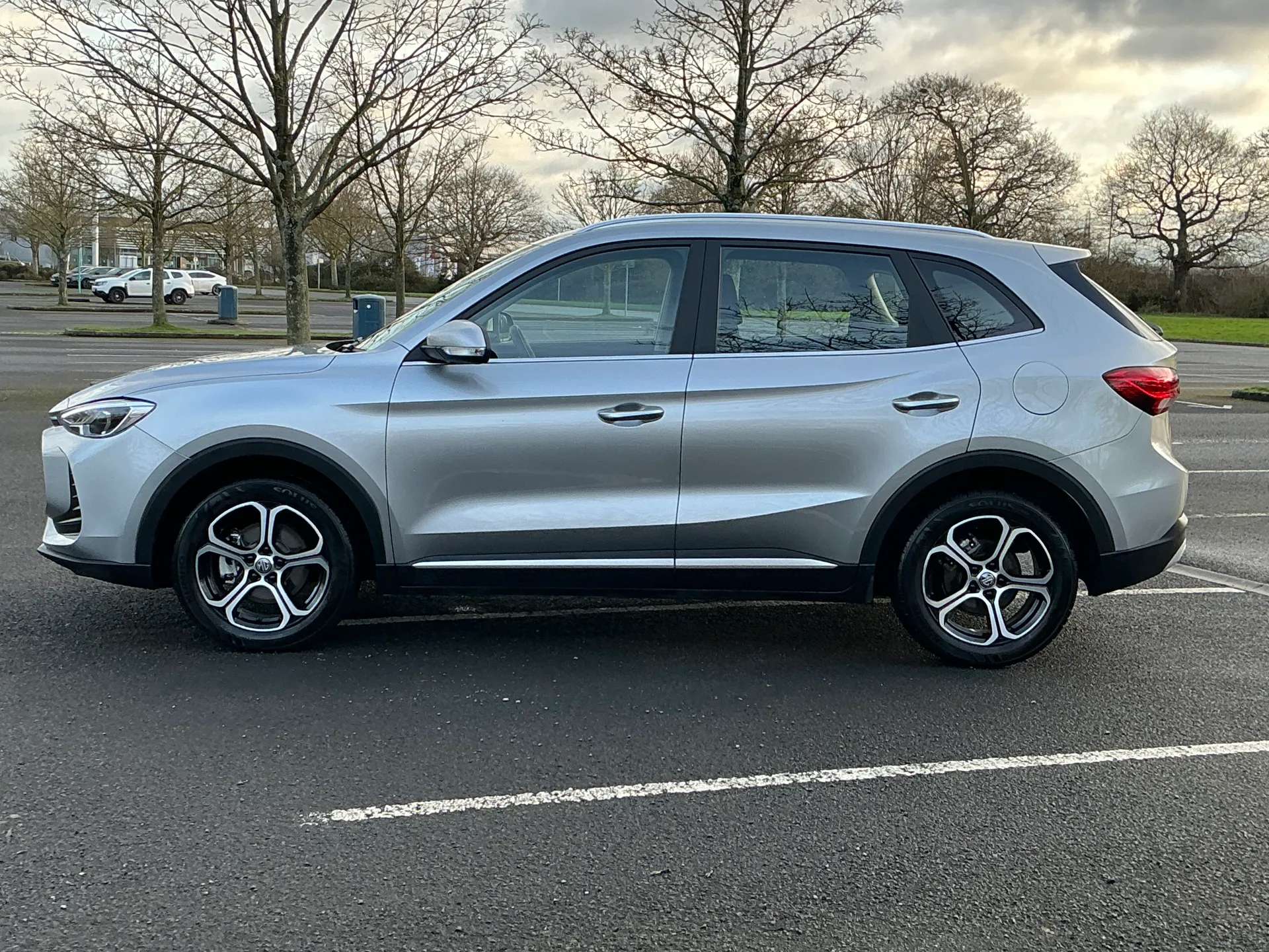 2025 MG MOTOR UK ZS 2025 MG MOTOR UK ZS