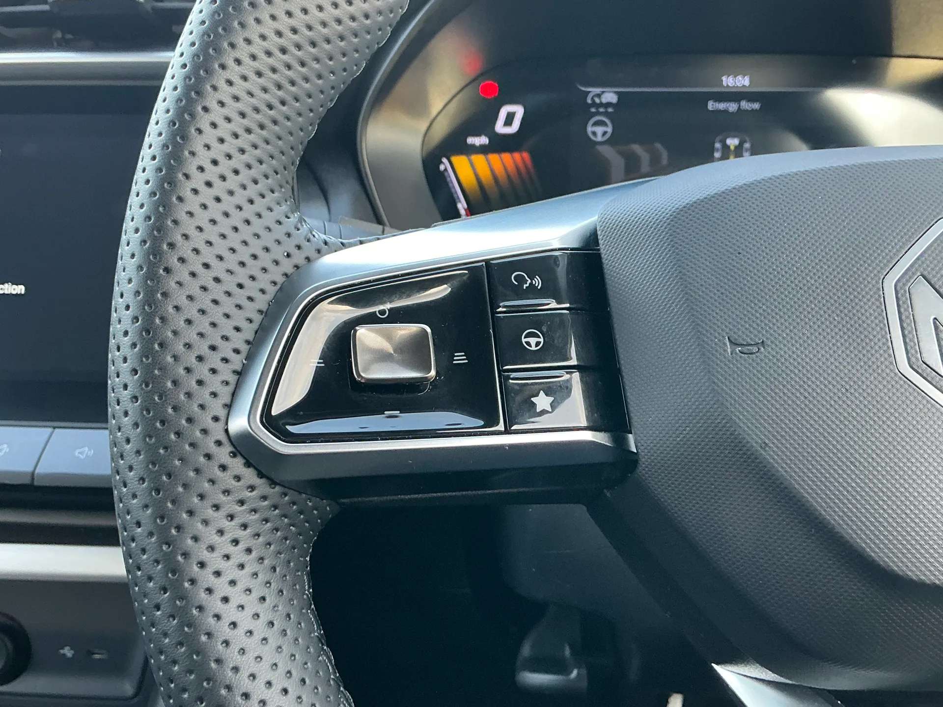 2025 MG MOTOR UK ZS 2025 MG MOTOR UK ZS