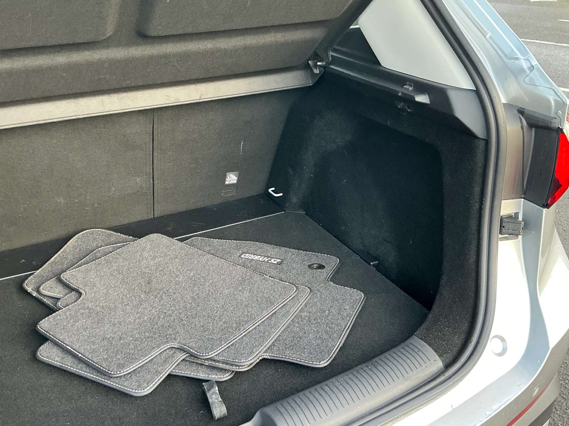 2025 MG MOTOR UK ZS 2025 MG MOTOR UK ZS