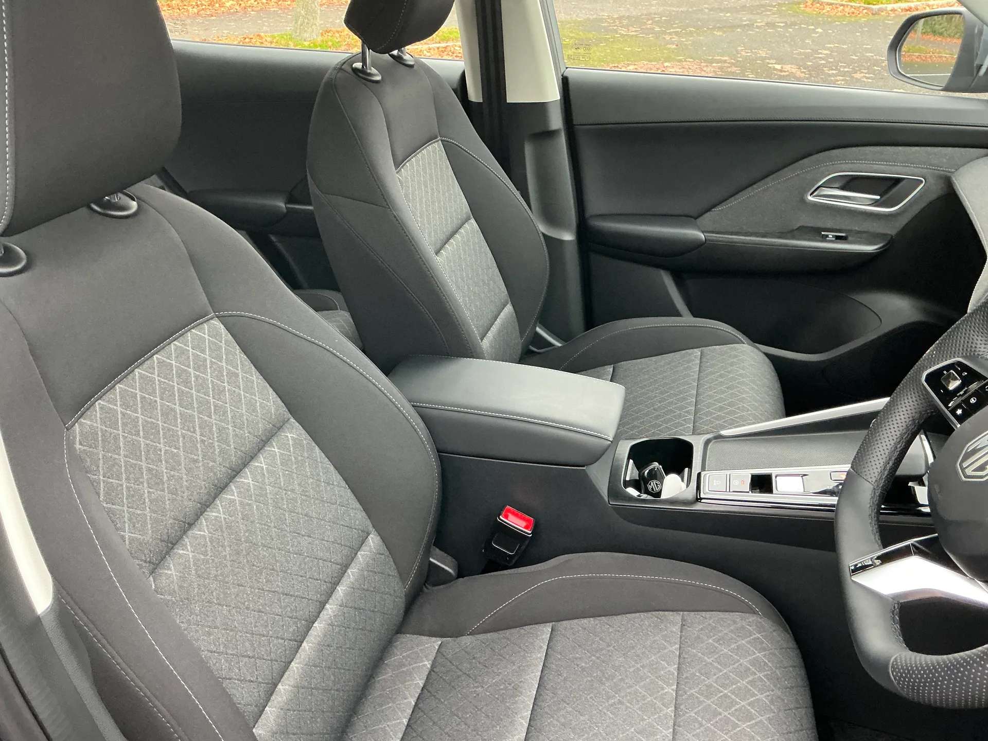 2025 MG MOTOR UK ZS 2025 MG MOTOR UK ZS