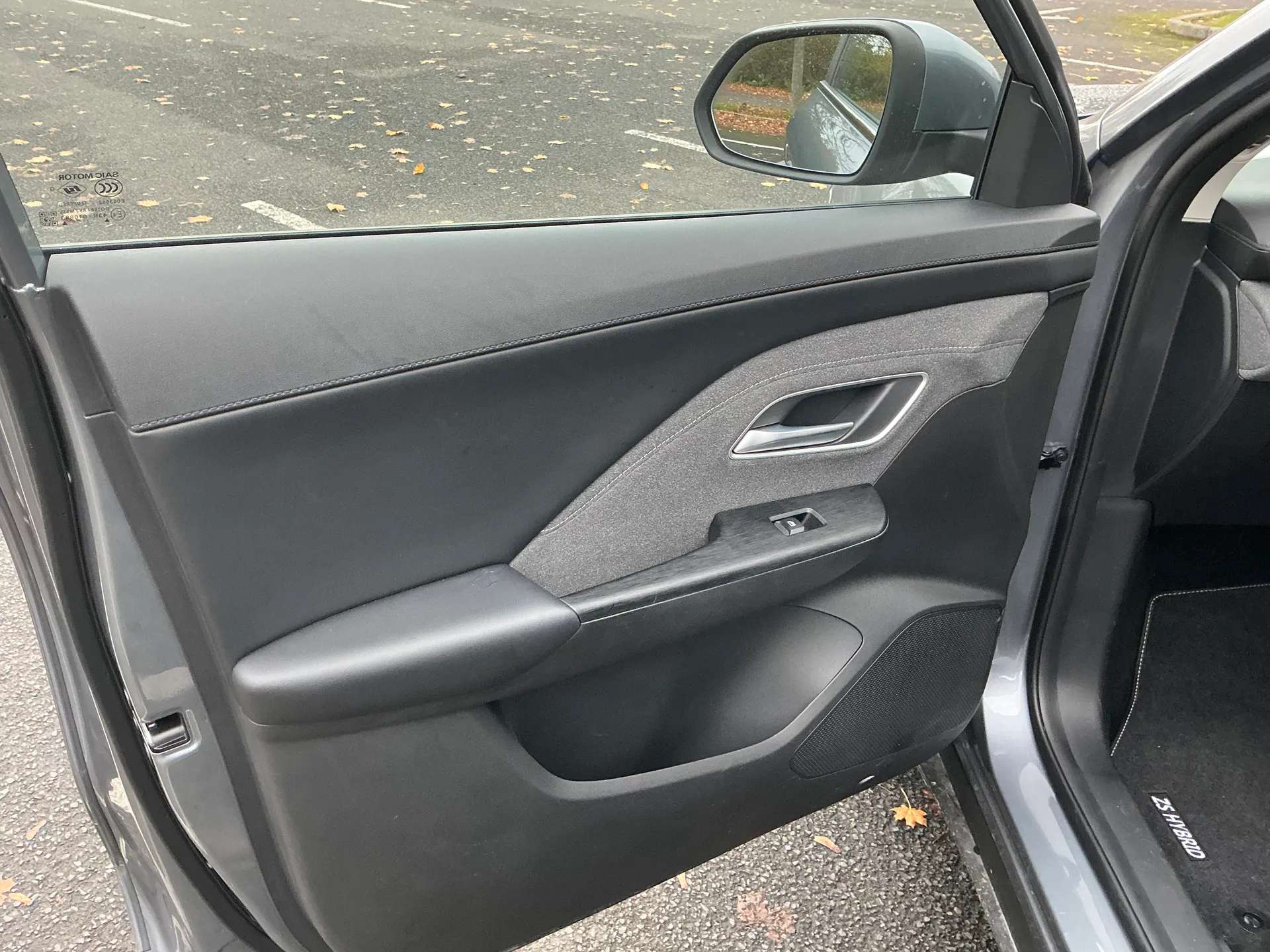 2025 MG MOTOR UK ZS 2025 MG MOTOR UK ZS