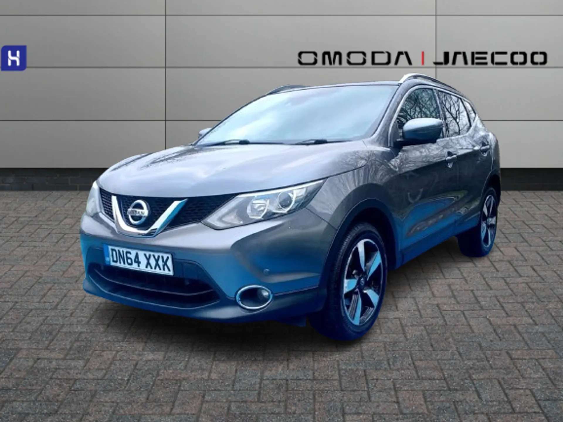 A 2014 NISSAN QASHQAI 1.2 DiG-T N-Tec+ 5dr A 2014 NISSAN QASHQAI 1.2 DiG-T N-Tec+ 5dr
