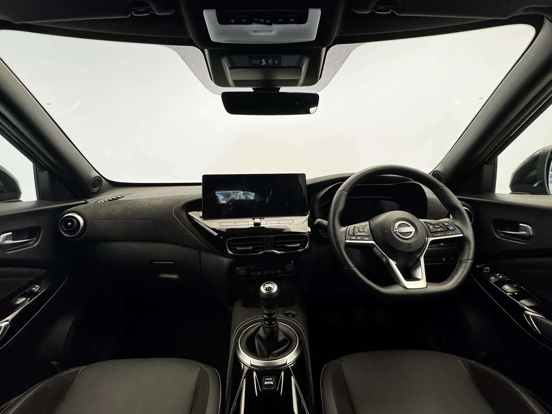 A 2025 NISSAN JUKE 1.0 DiG-T Tekna+ 5dr A 2025 NISSAN JUKE 1.0 DiG-T Tekna+ 5dr