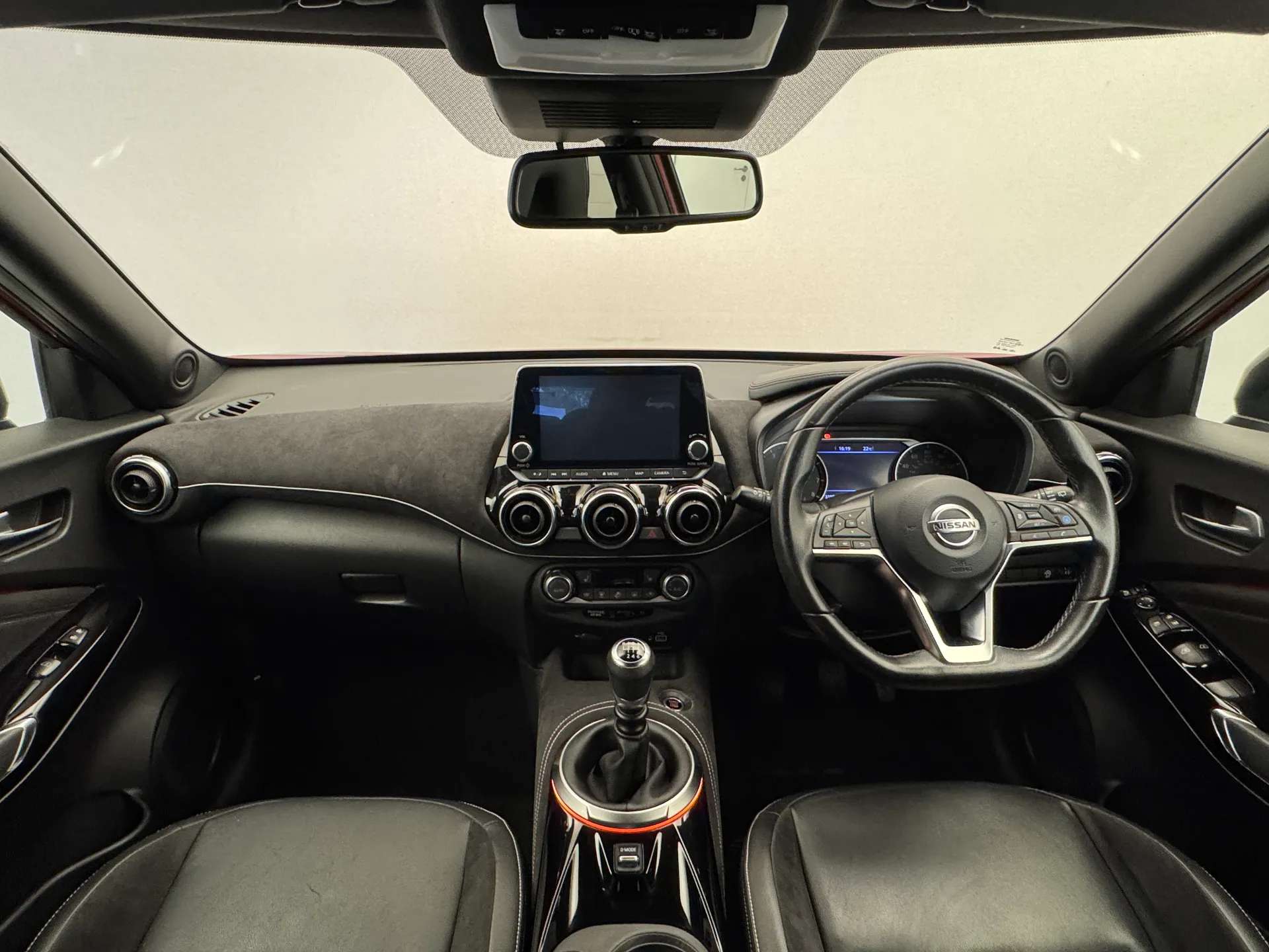 A 2020 NISSAN JUKE 1.0 DiG-T Tekna+ 5dr A 2020 NISSAN JUKE 1.0 DiG-T Tekna+ 5dr