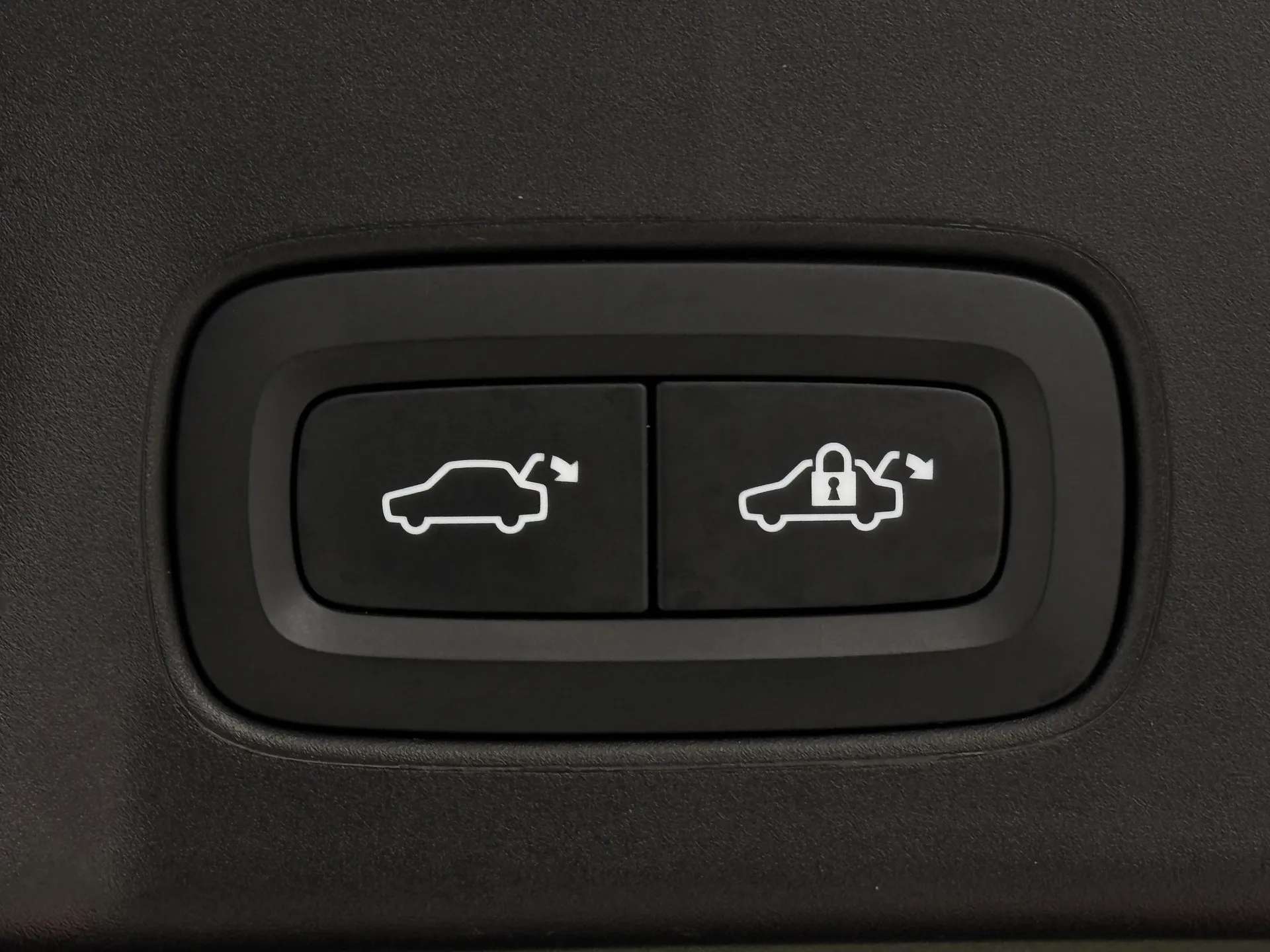 2021 VOLVO V90 2021 VOLVO V90