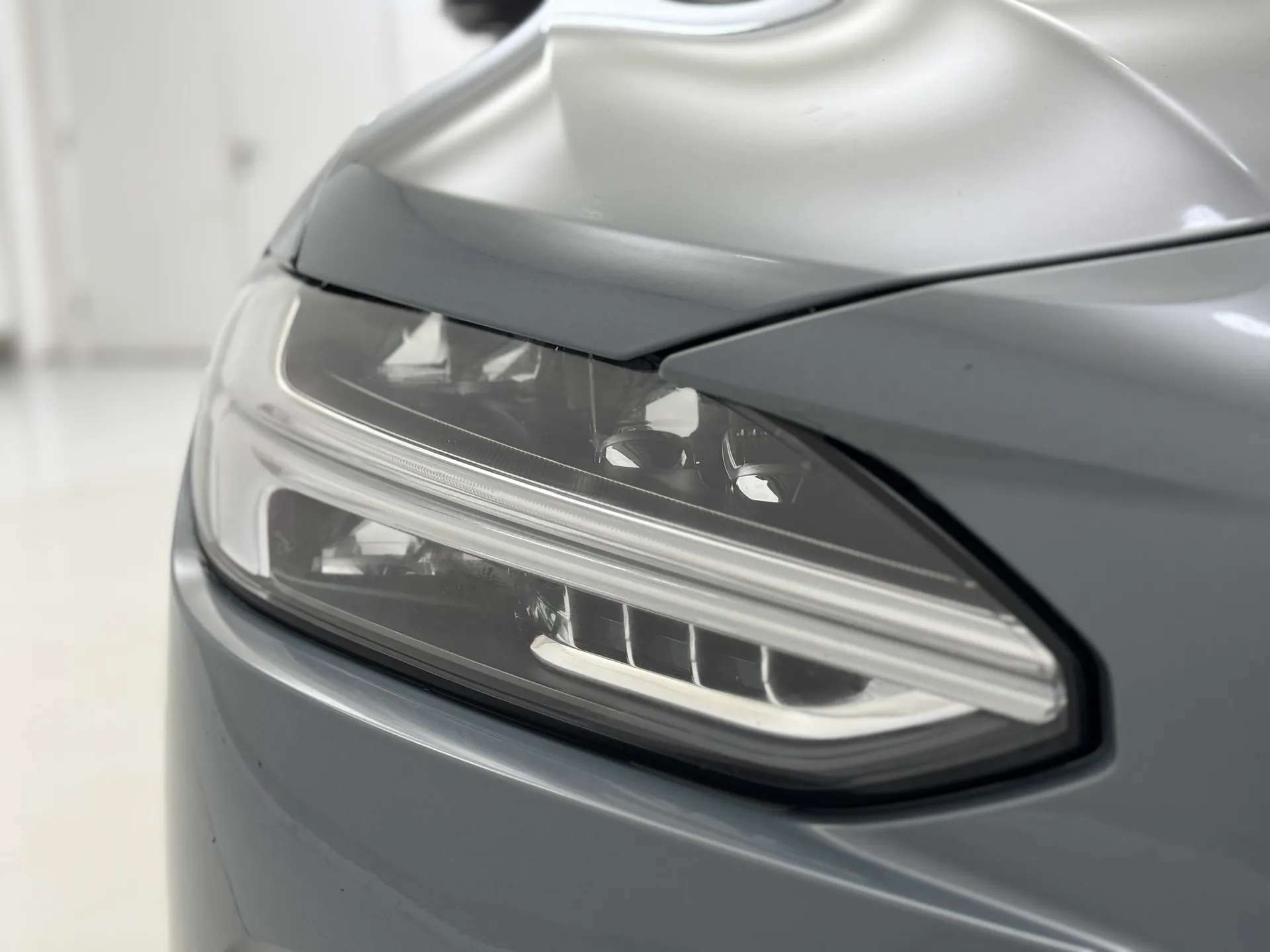 2021 VOLVO V90 2021 VOLVO V90