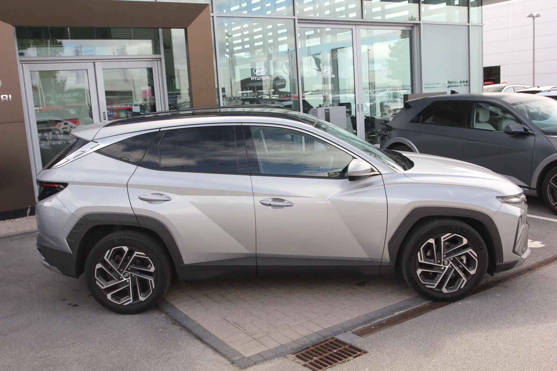 A 2026 HYUNDAI TUCSON 1.6T 239 Hybrid Ultimate 5dr Auto A 2026 HYUNDAI TUCSON 1.6T 239 Hybrid Ultimate 5dr Auto
