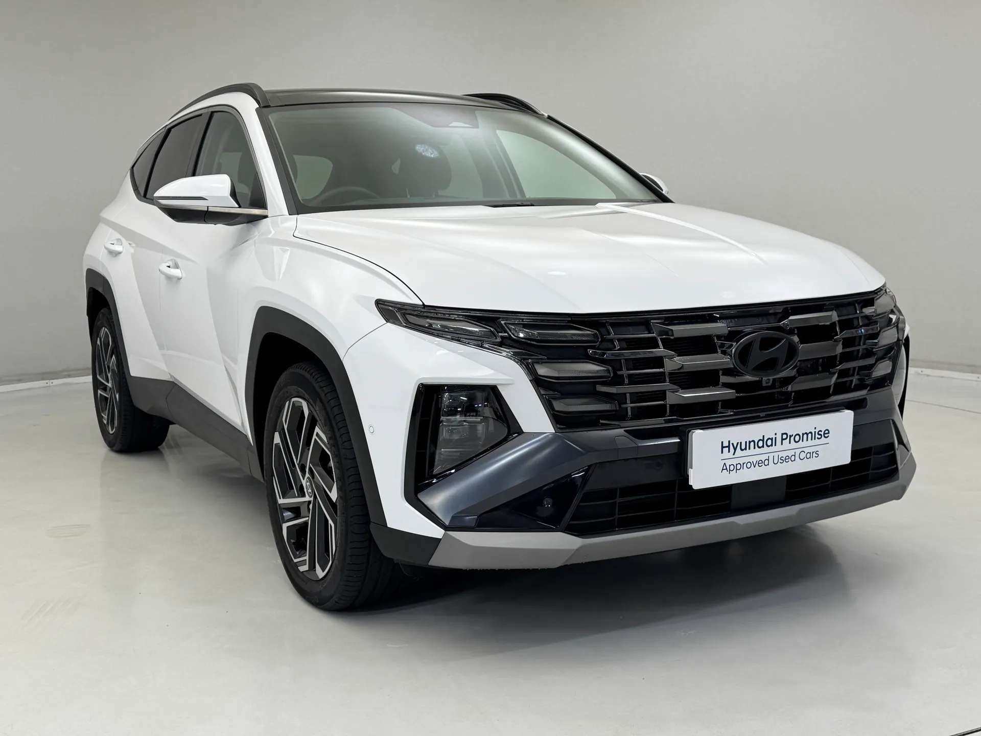 A 2024 HYUNDAI TUCSON 1.6T Hybrid Ultimate 5dr Auto A 2024 HYUNDAI TUCSON 1.6T Hybrid Ultimate 5dr Auto