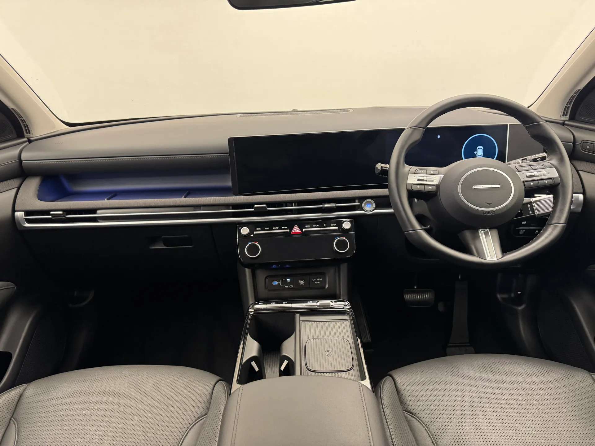 A 2024 HYUNDAI TUCSON 1.6T Hybrid Ultimate 5dr Auto A 2024 HYUNDAI TUCSON 1.6T Hybrid Ultimate 5dr Auto