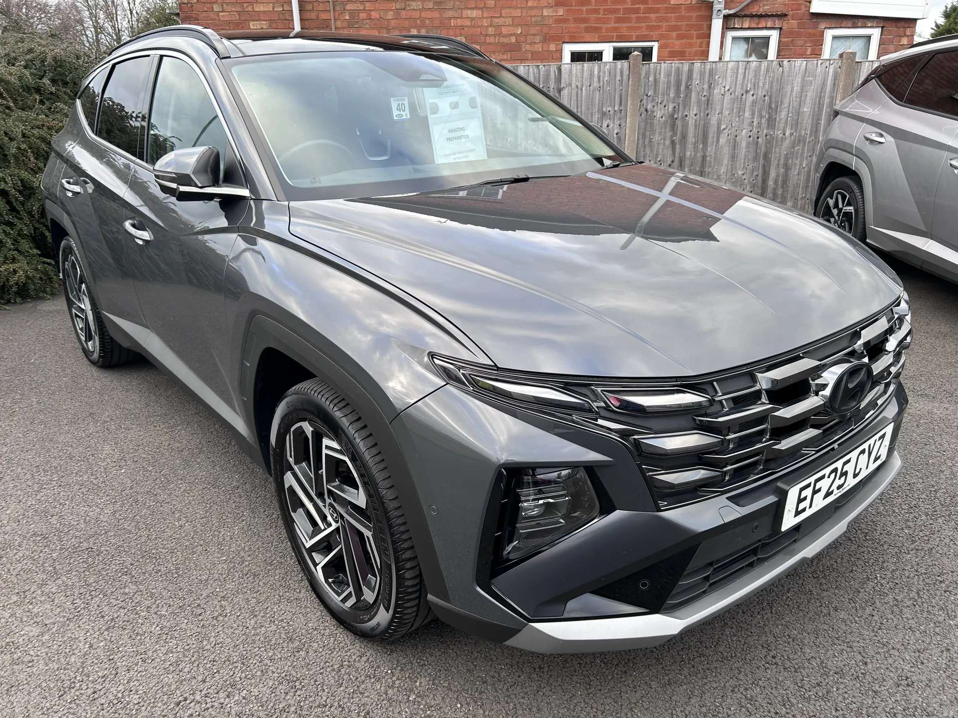 A 2025 HYUNDAI TUCSON 1.6T Plug-in Hybrid Ultimate 5dr Auto A 2025 HYUNDAI TUCSON 1.6T Plug-in Hybrid Ultimate 5dr Auto