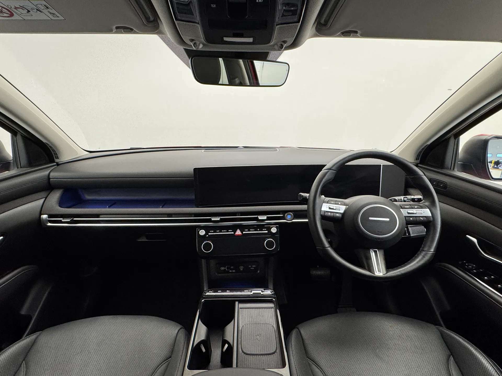 A 2024 HYUNDAI TUCSON 1.6T Hybrid Ultimate 5dr Auto A 2024 HYUNDAI TUCSON 1.6T Hybrid Ultimate 5dr Auto