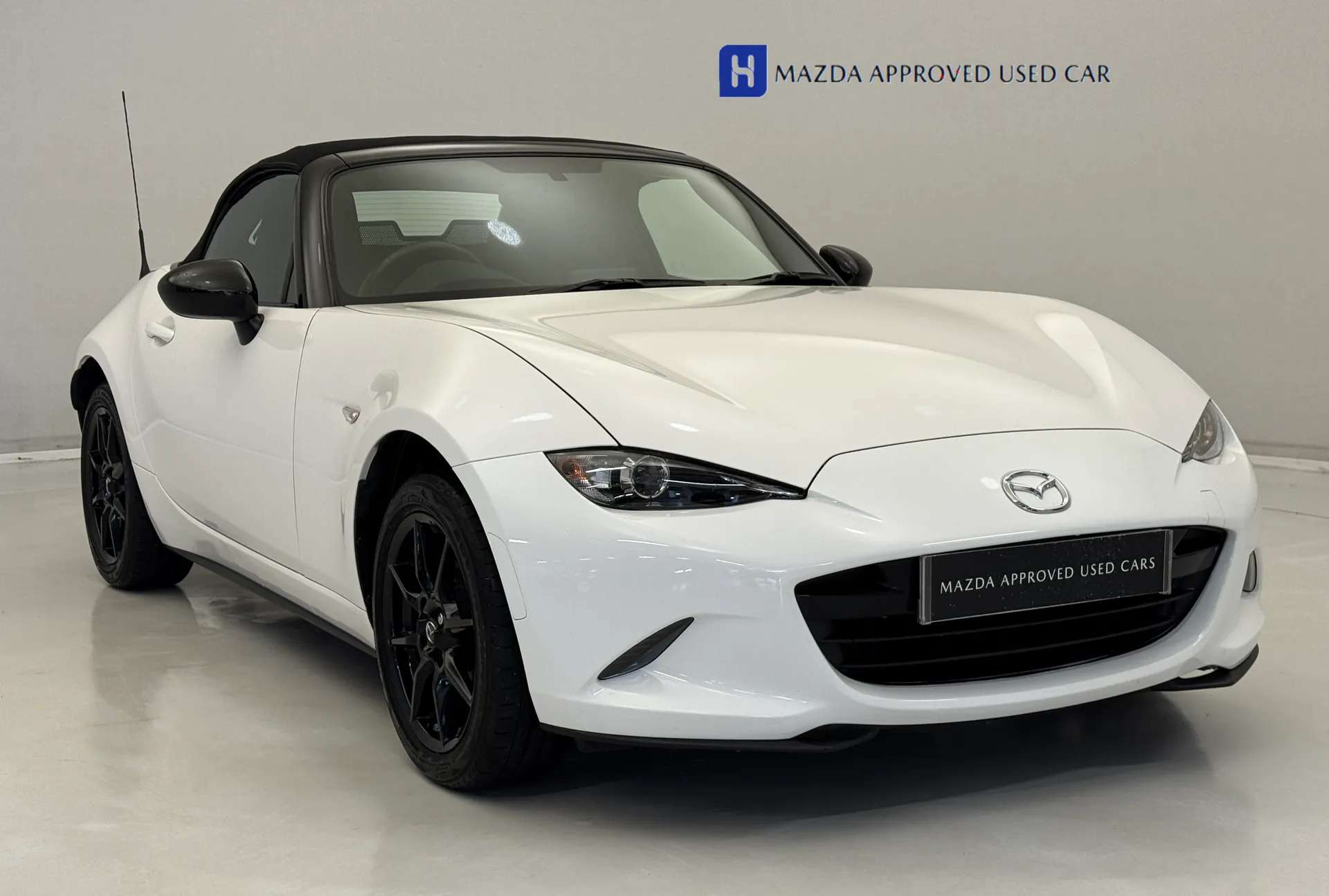 2023 MAZDA MX-5 2023 MAZDA MX-5