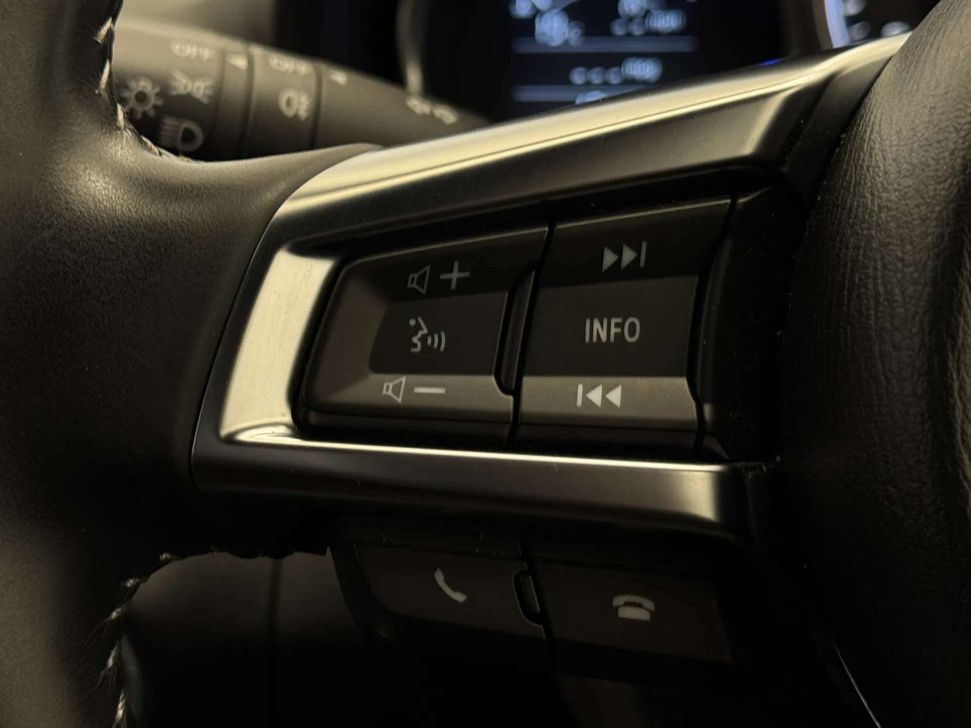 2023 MAZDA MX-5 2023 MAZDA MX-5