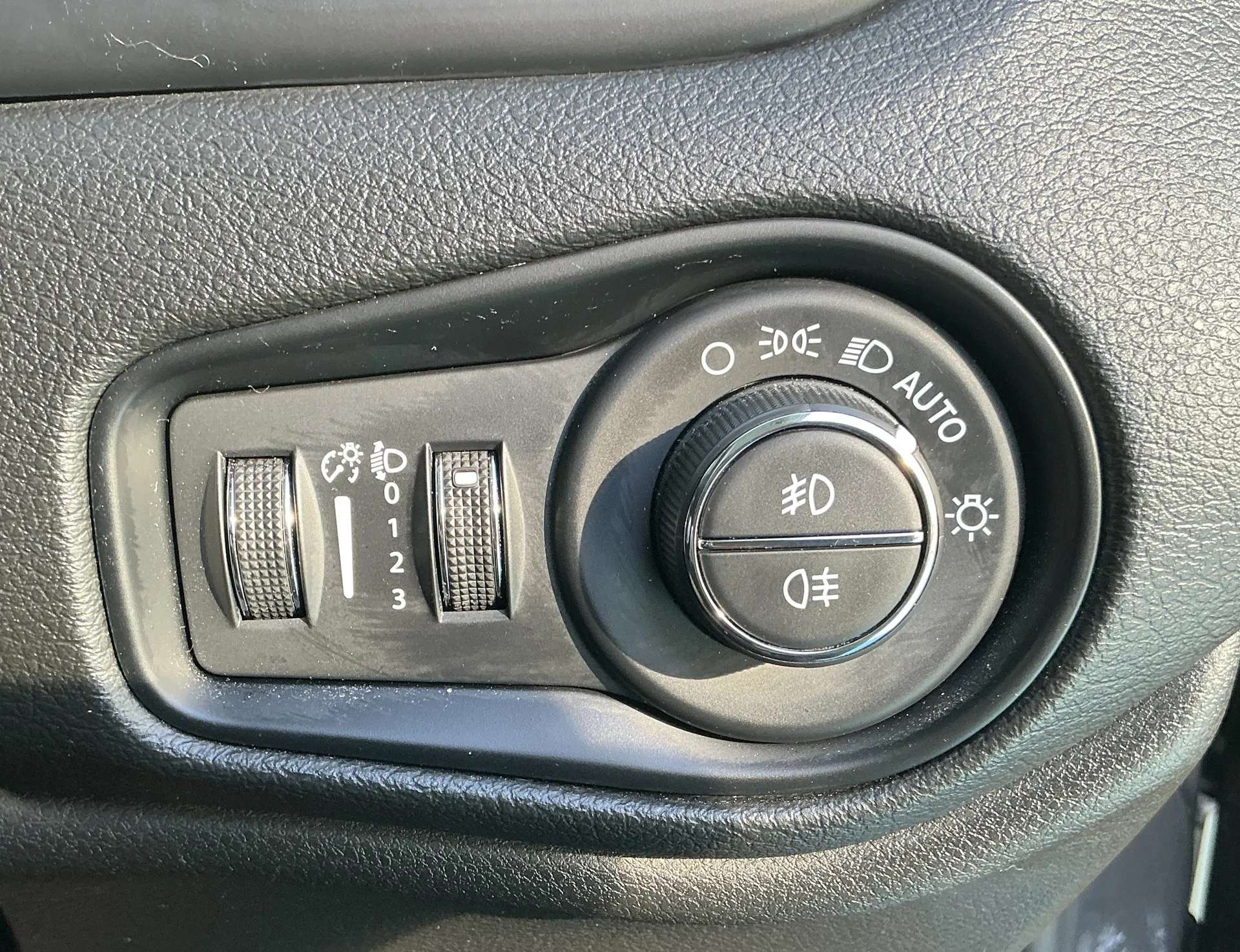 2023 JEEP RENEGADE 2023 JEEP RENEGADE