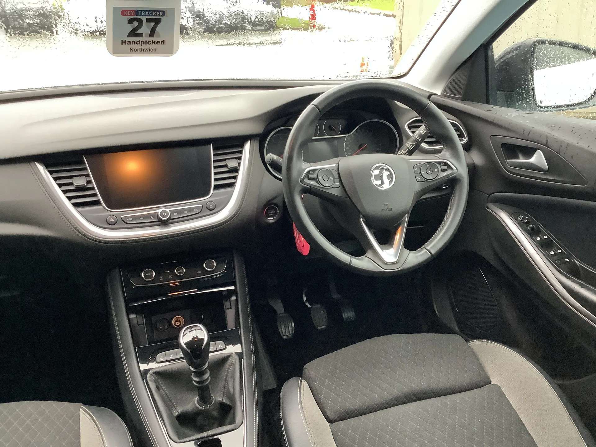 A 2022 VAUXHALL GRANDLAND X 1.2 Turbo Griffin Edition 5dr A 2022 VAUXHALL GRANDLAND X 1.2 Turbo Griffin Edition 5dr