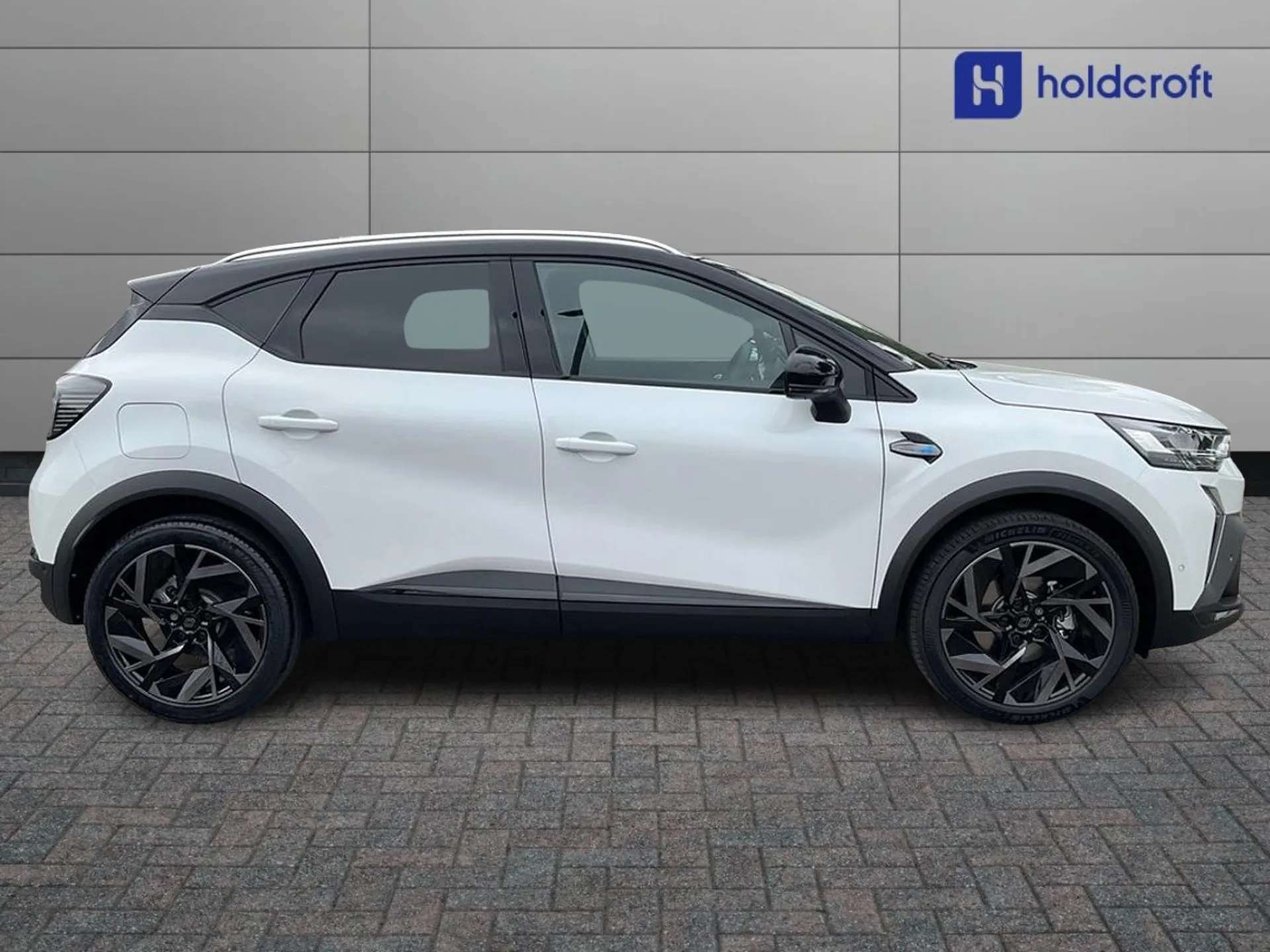 2024 RENAULT CAPTUR 2024 RENAULT CAPTUR