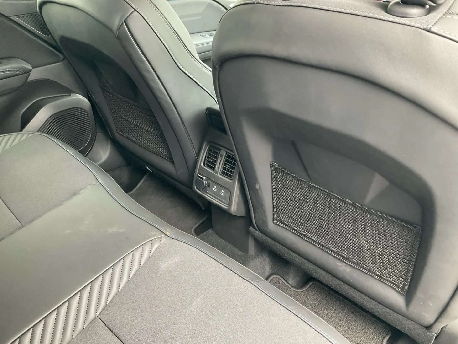 2024 RENAULT CAPTUR 2024 RENAULT CAPTUR