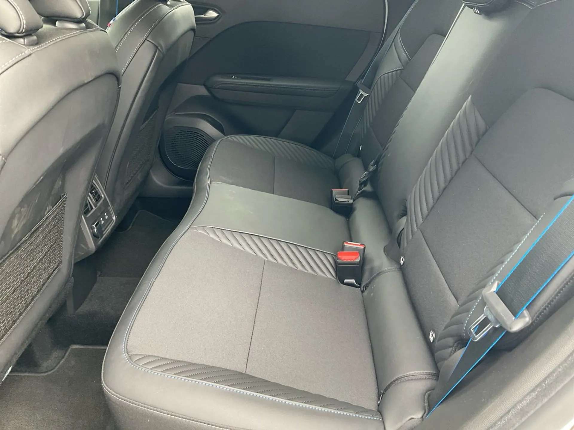 2024 RENAULT CAPTUR 2024 RENAULT CAPTUR