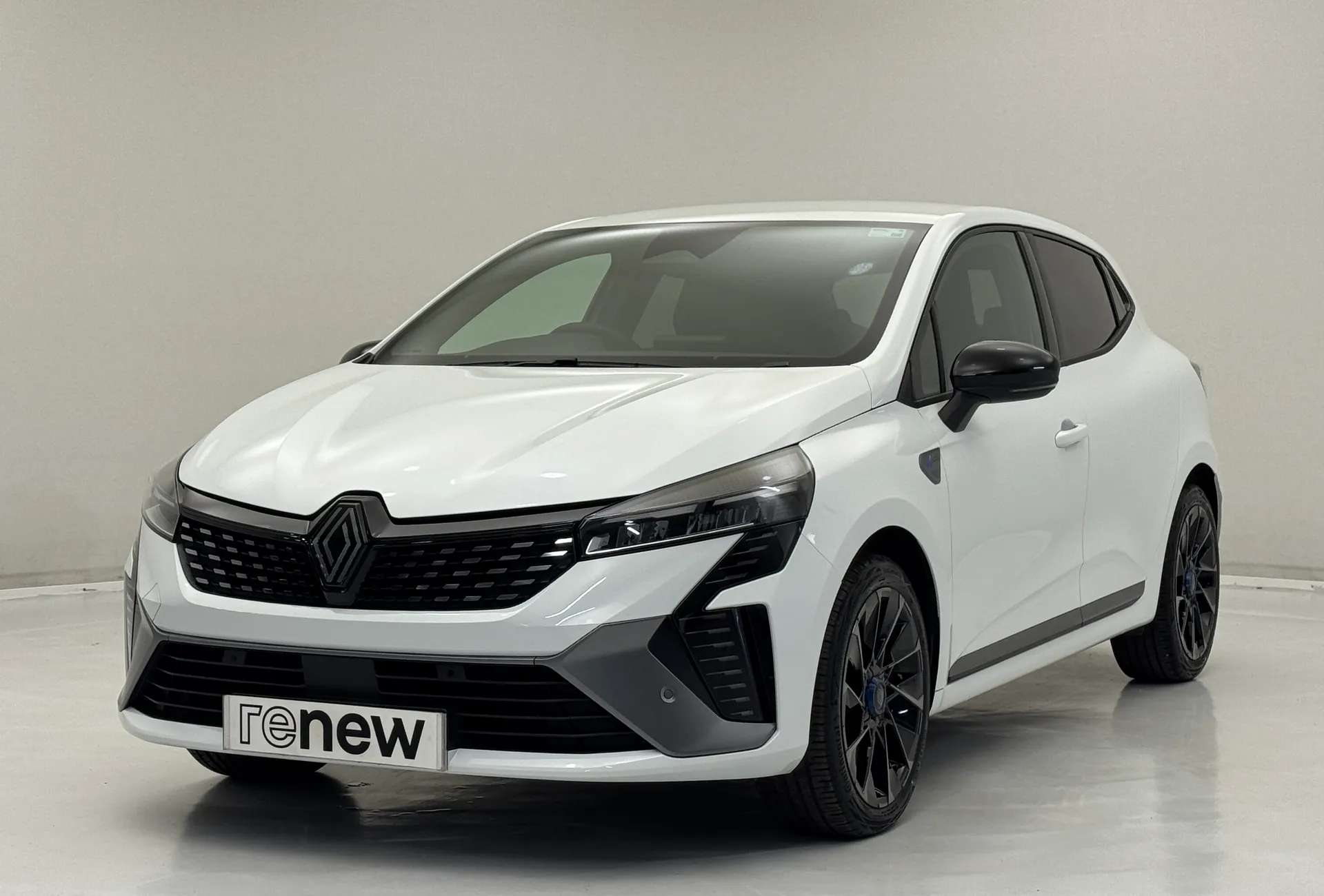 A 2024 RENAULT CLIO 1.6 E-TECH full hybrid 145 Esprit Alpine 5dr Auto A 2024 RENAULT CLIO 1.6 E-TECH full hybrid 145 Esprit Alpine 5dr Auto